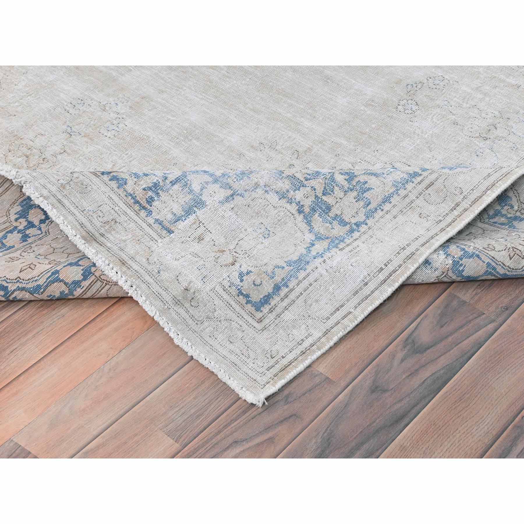 Persian-Hand-Knotted-Rug-409700