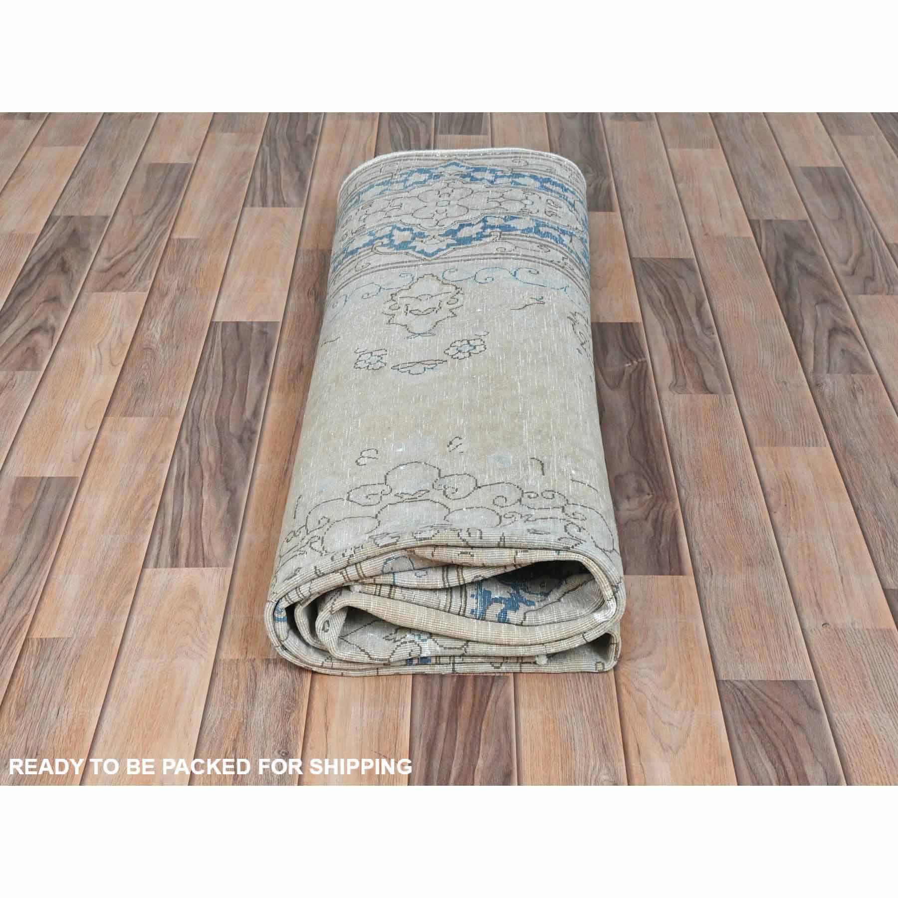 Persian-Hand-Knotted-Rug-409700