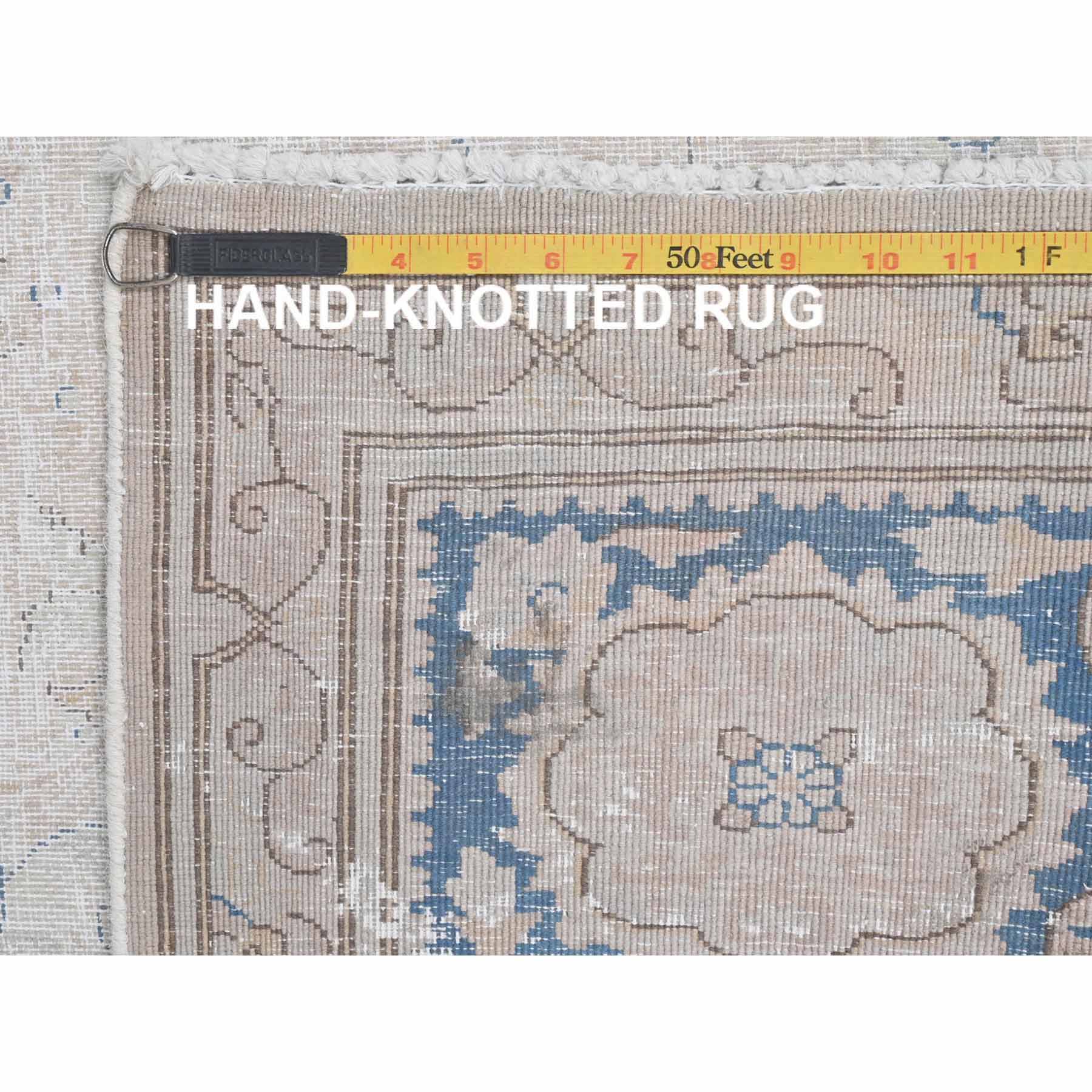 Persian-Hand-Knotted-Rug-409700