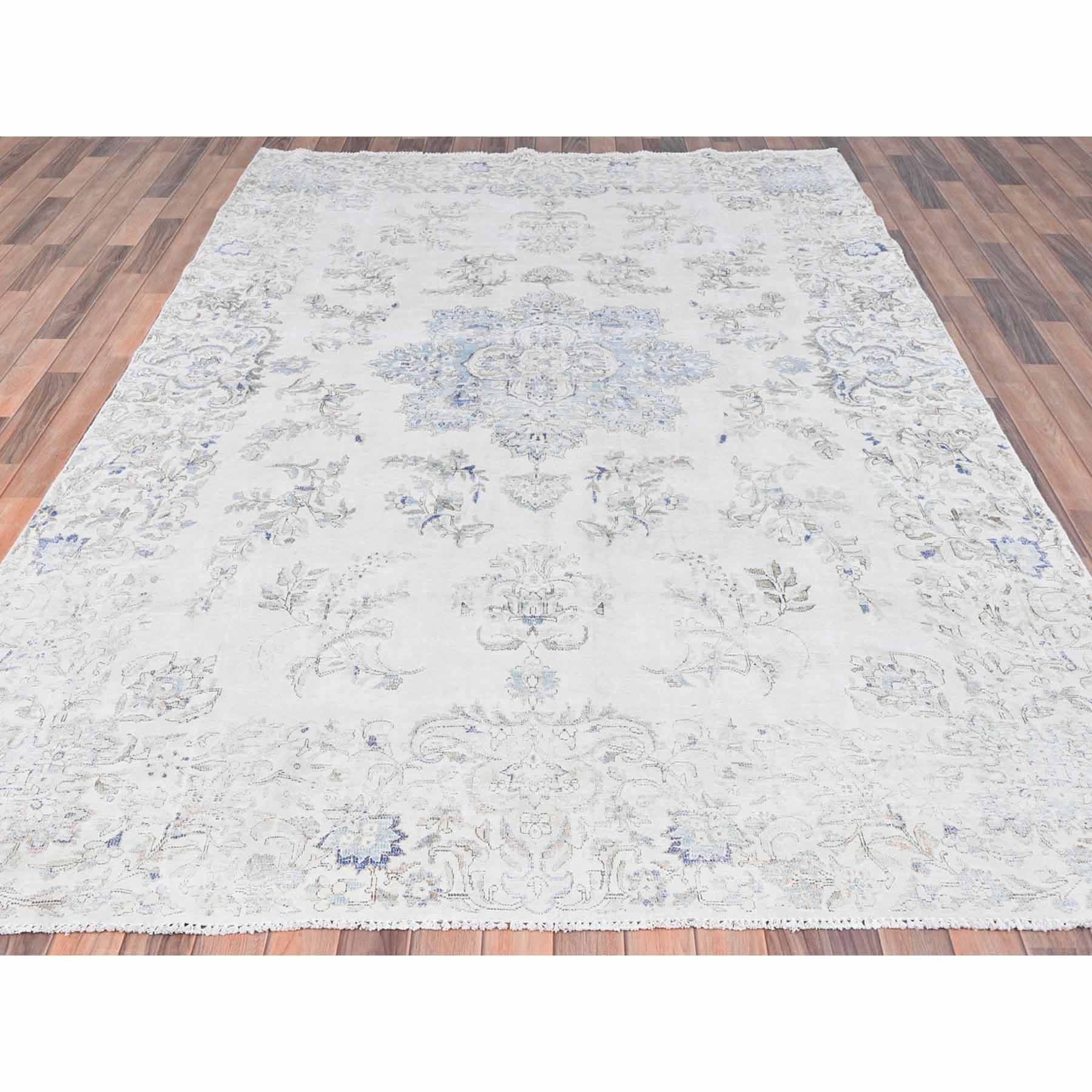 Persian-Hand-Knotted-Rug-409705