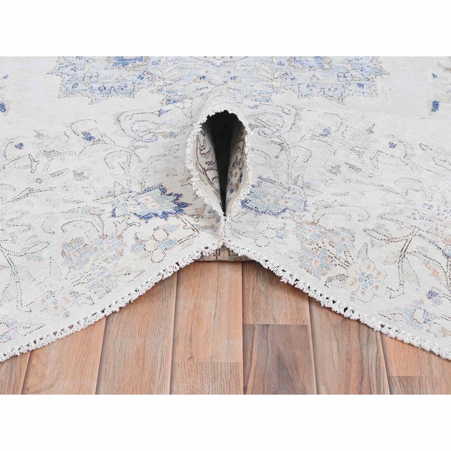 Persian-Hand-Knotted-Rug-409705