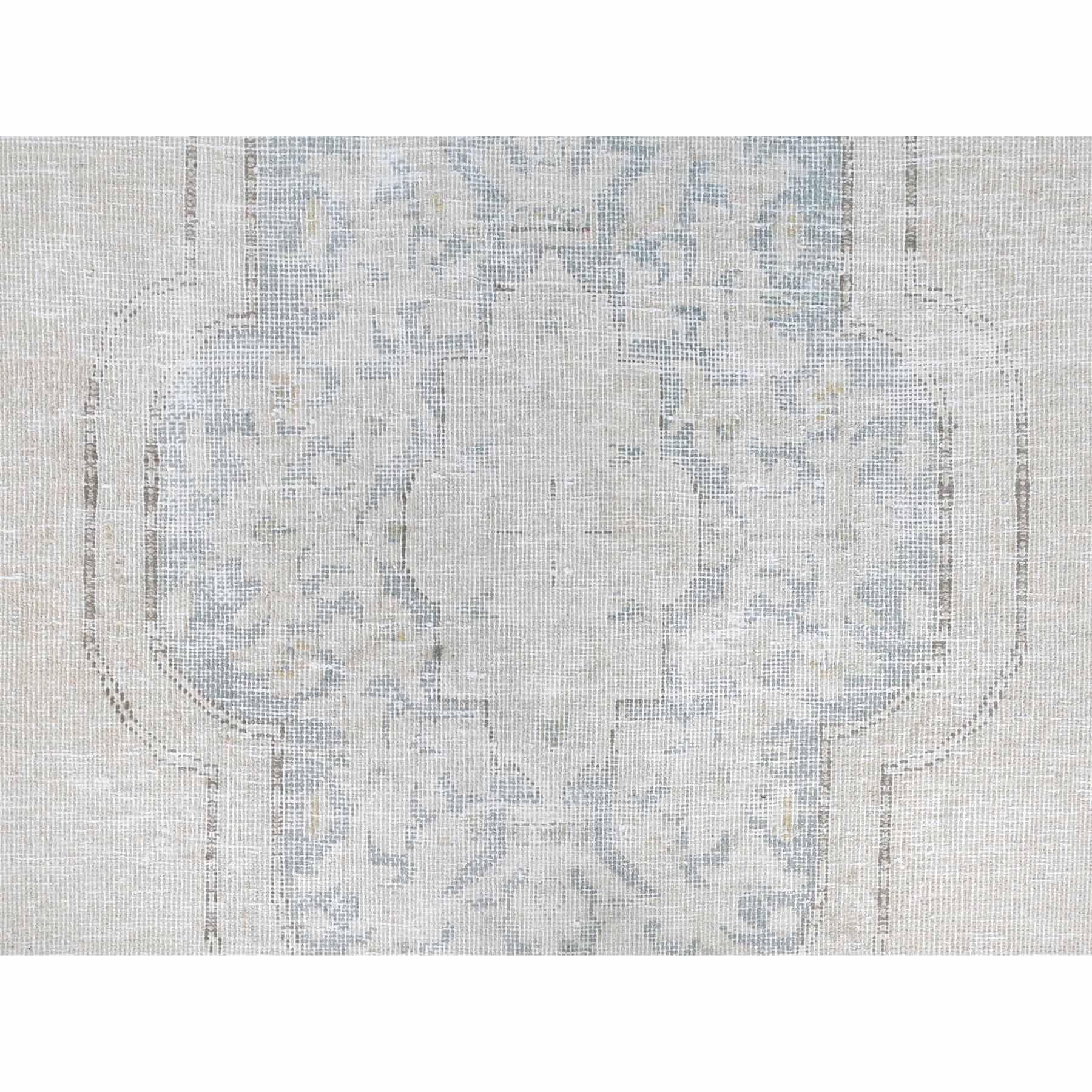 Persian-Hand-Knotted-Rug-409715