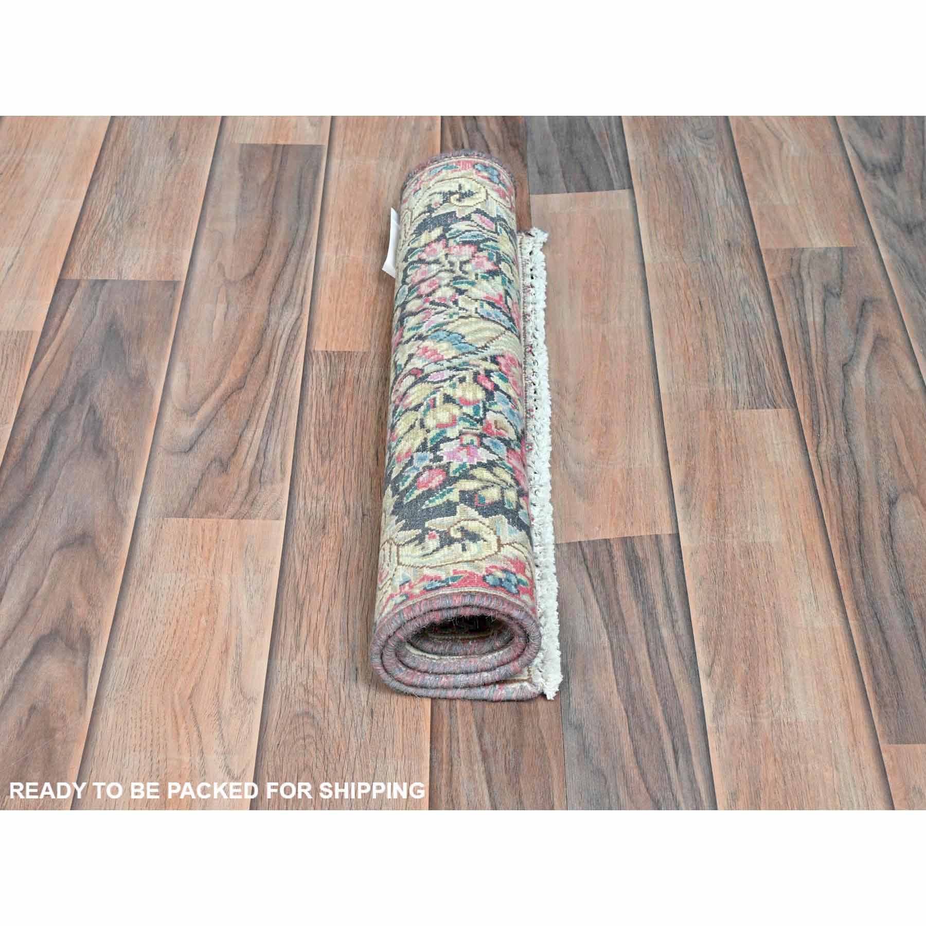 Persian-Hand-Knotted-Rug-409810