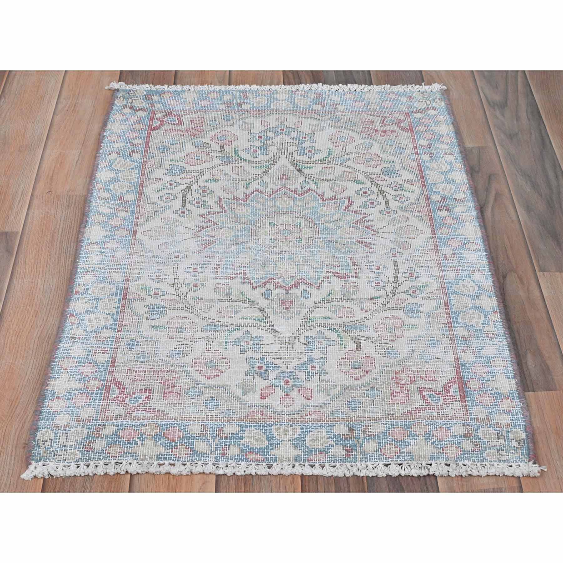 Persian-Hand-Knotted-Rug-409830