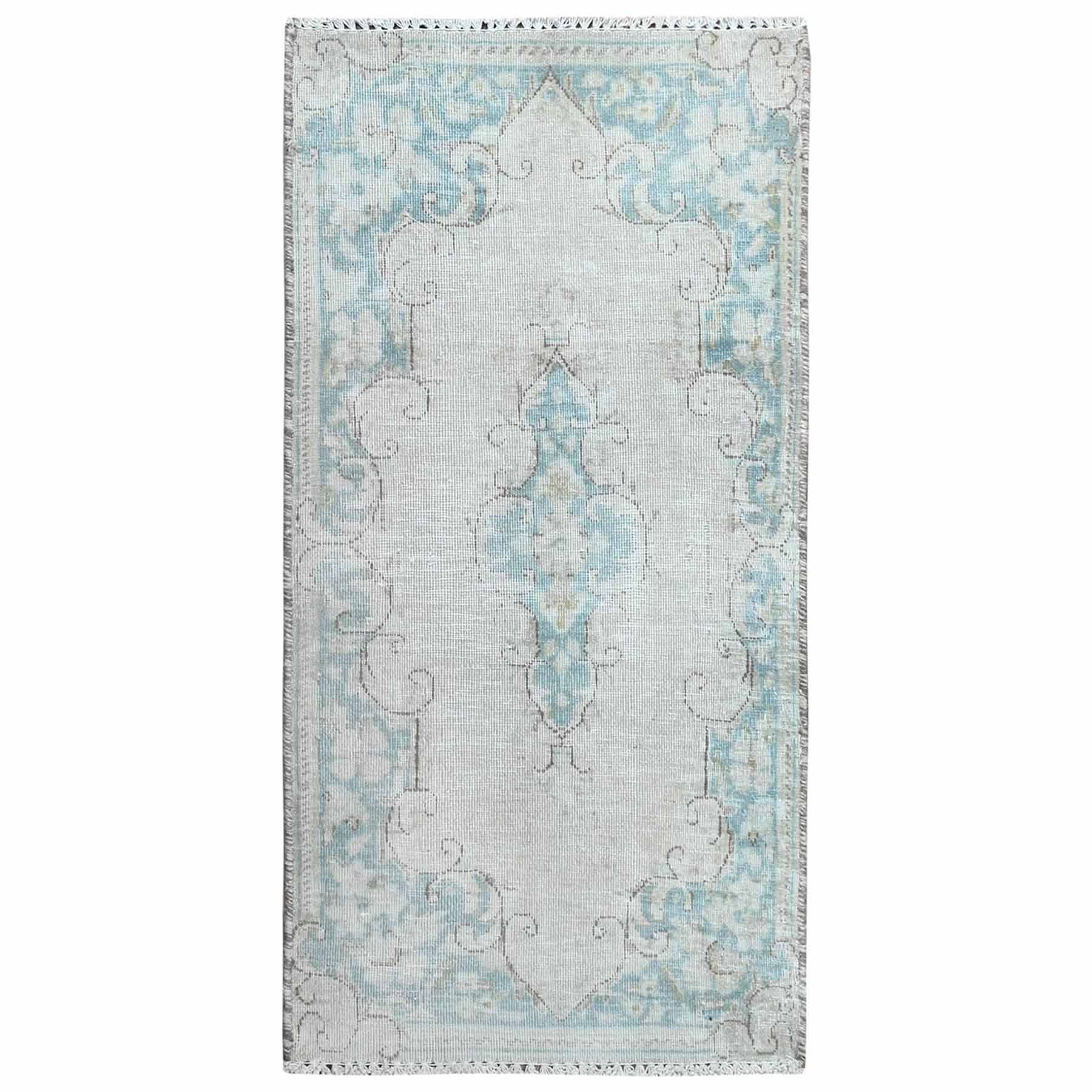 Persian-Hand-Knotted-Rug-409840