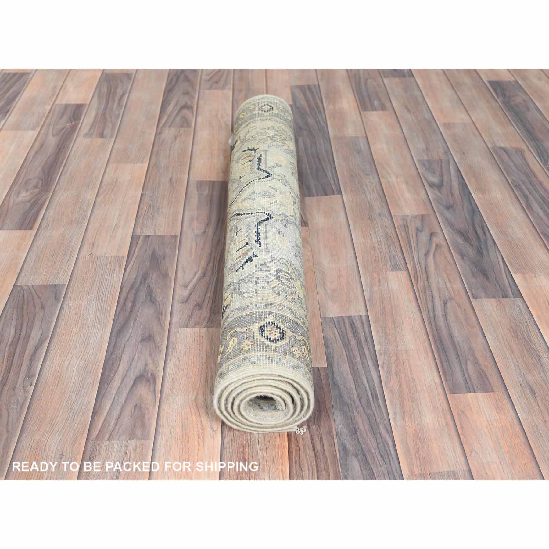 Heriz-Hand-Knotted-Rug-414595