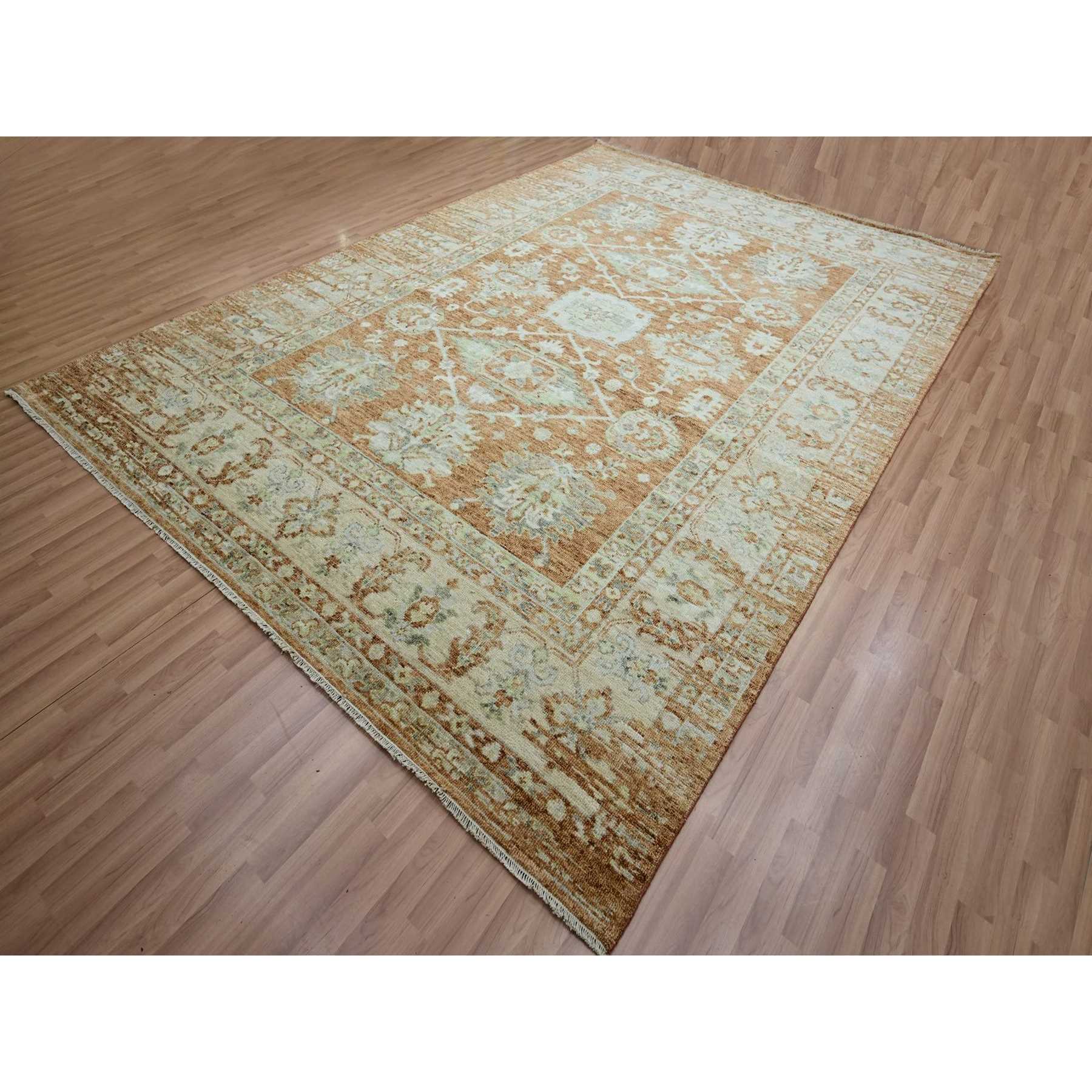 Heriz-Hand-Knotted-Rug-416525