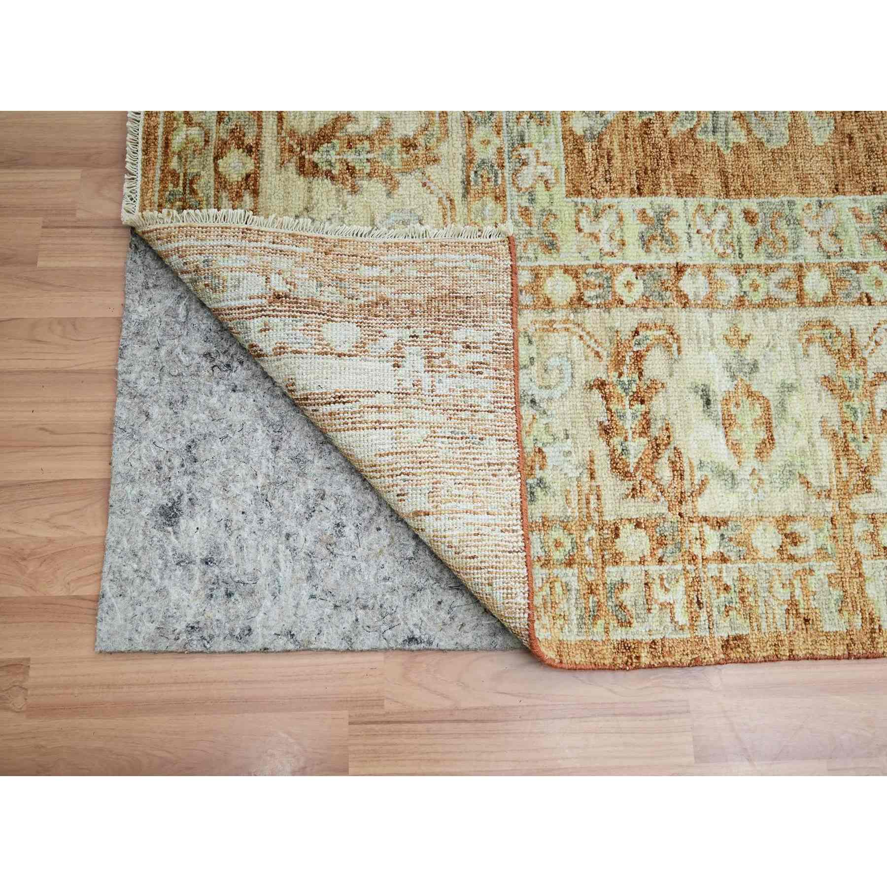 Heriz-Hand-Knotted-Rug-416525