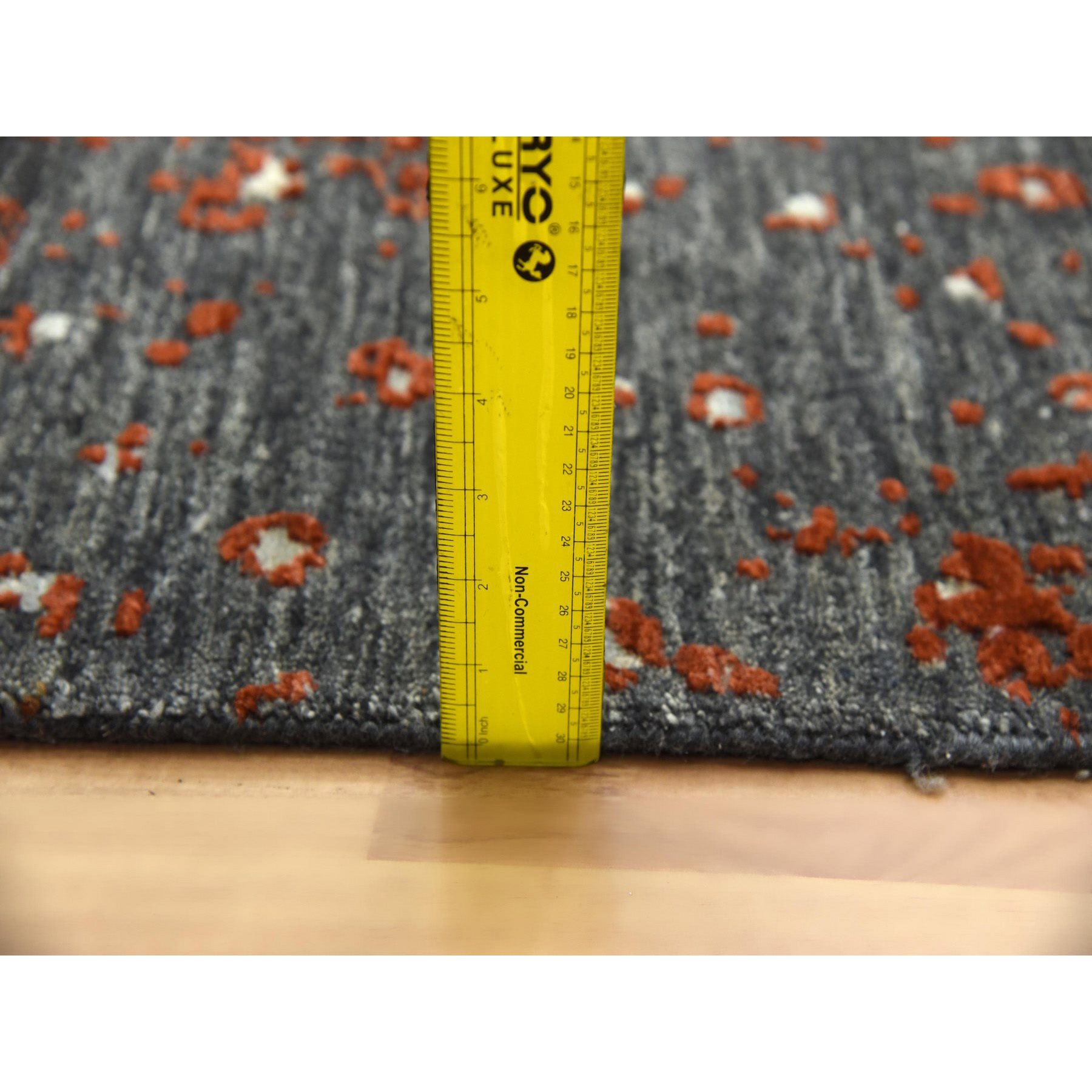 Modern-and-Contemporary-Hand-Knotted-Rug-415440