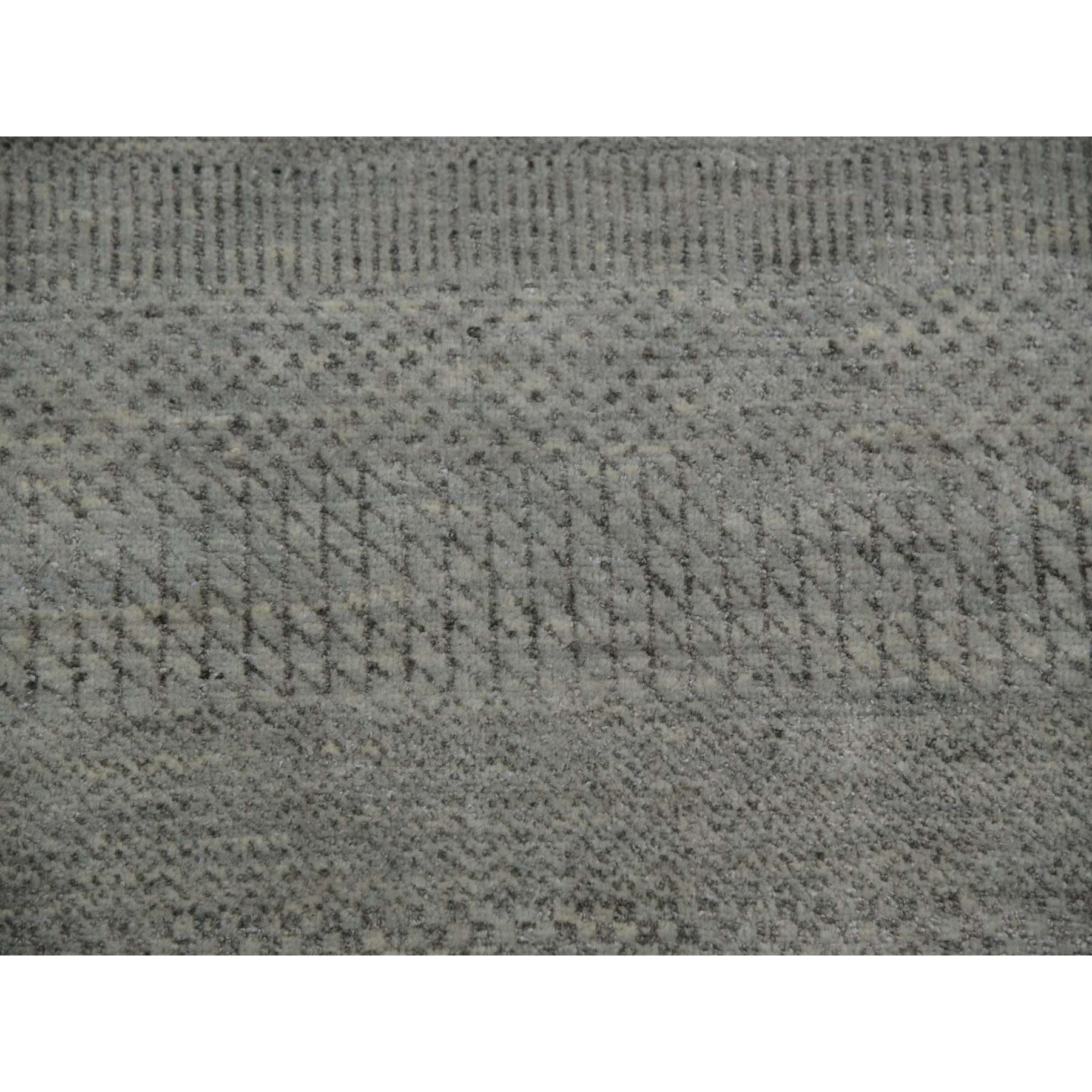 Modern-and-Contemporary-Hand-Knotted-Rug-415510