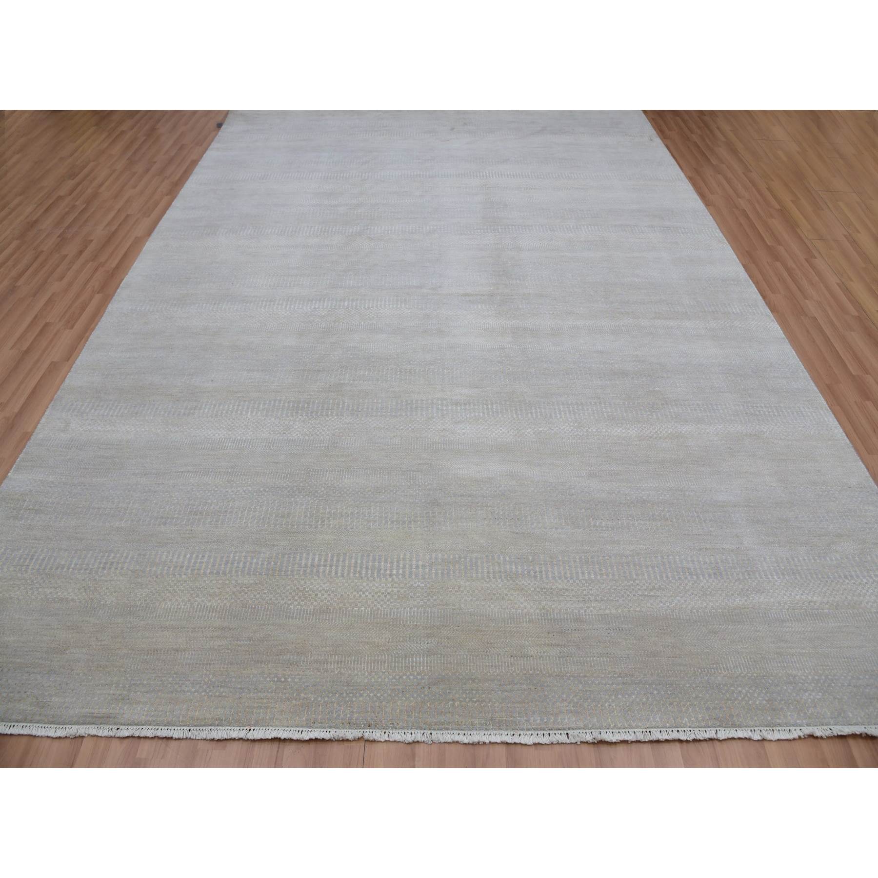 Modern-and-Contemporary-Hand-Knotted-Rug-415515