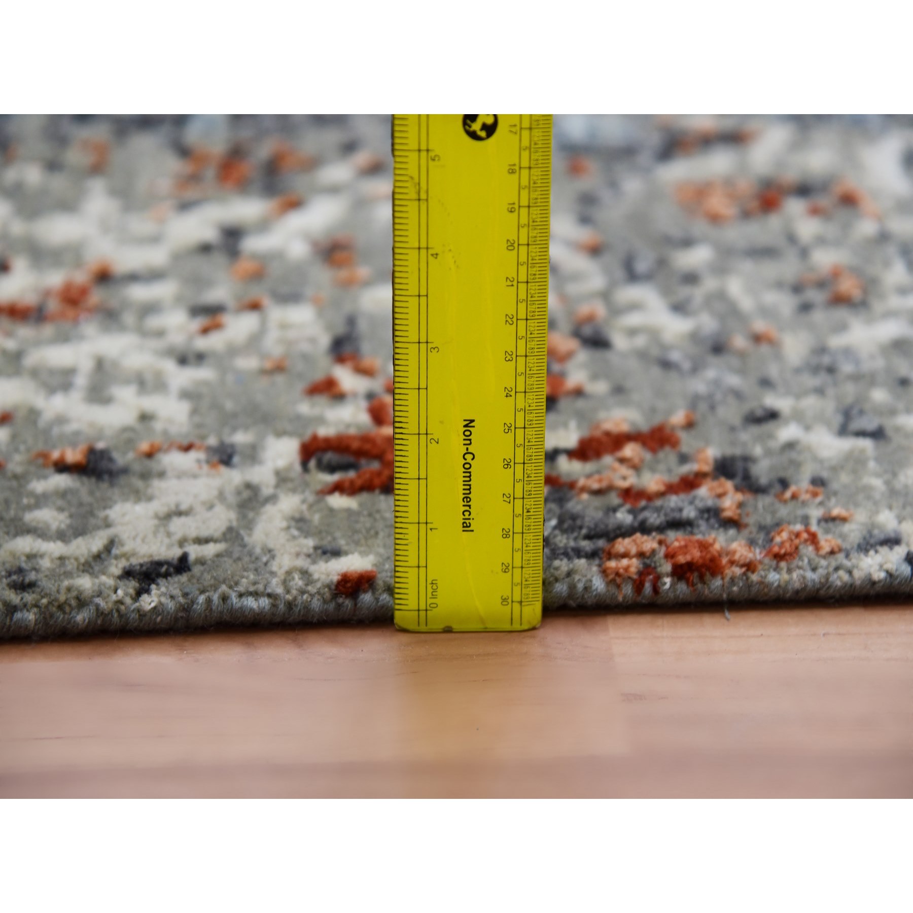 Modern-and-Contemporary-Hand-Knotted-Rug-415580