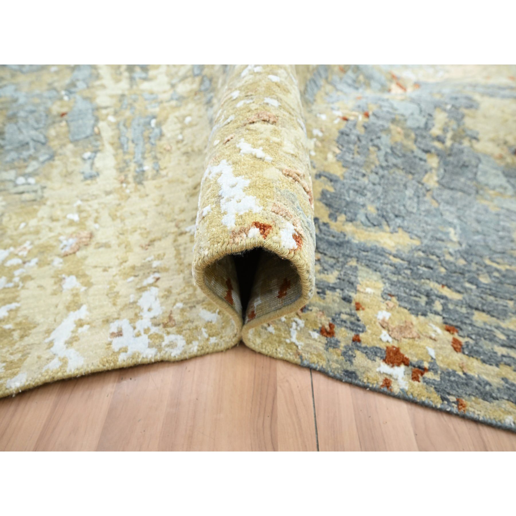 Modern-and-Contemporary-Hand-Knotted-Rug-415705
