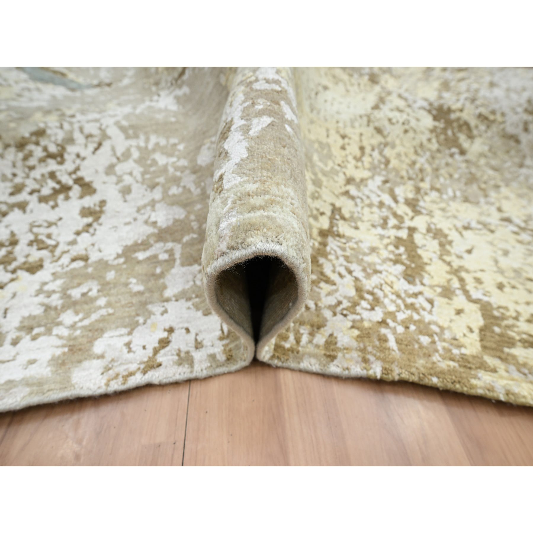 Modern-and-Contemporary-Hand-Knotted-Rug-415720