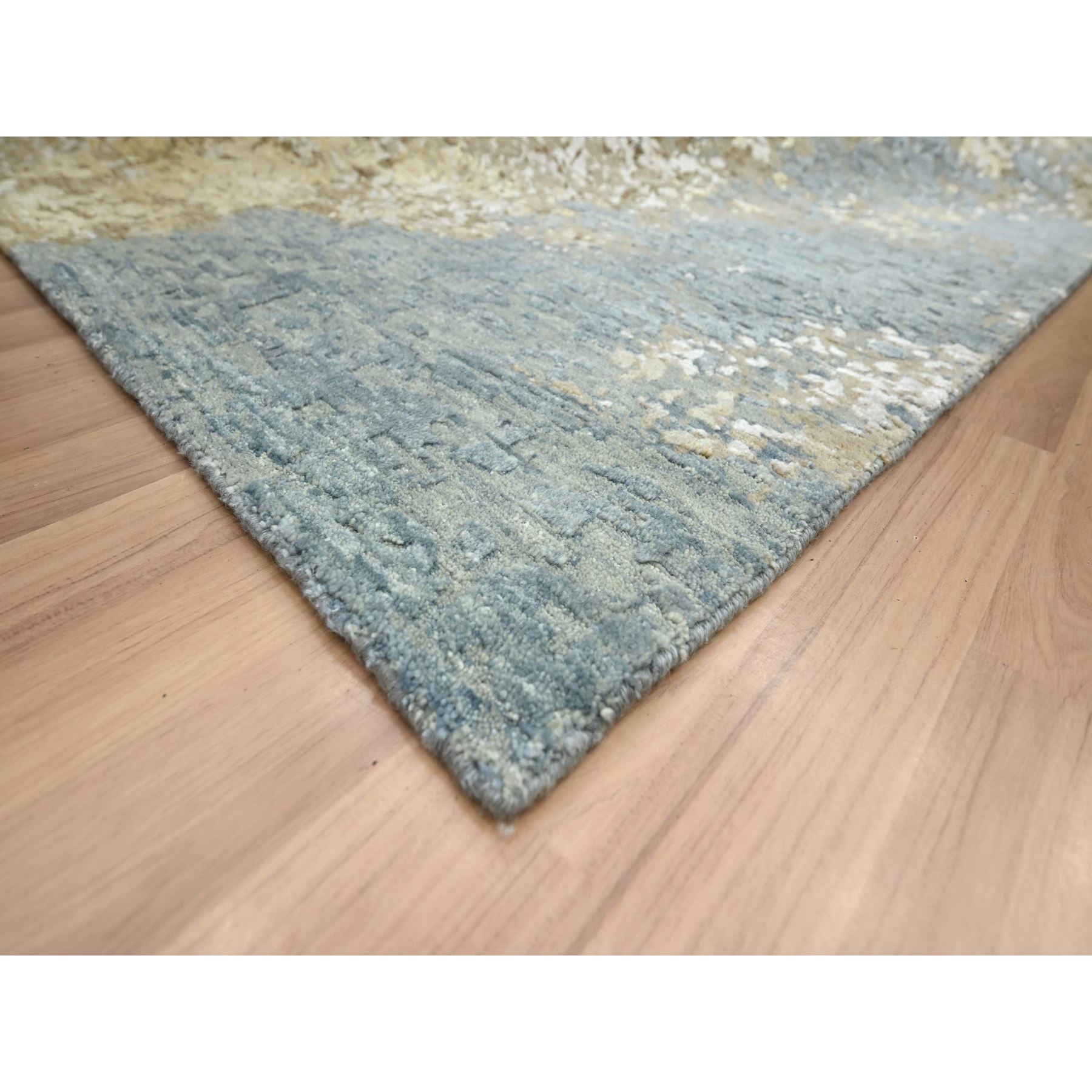 Modern-and-Contemporary-Hand-Knotted-Rug-415720