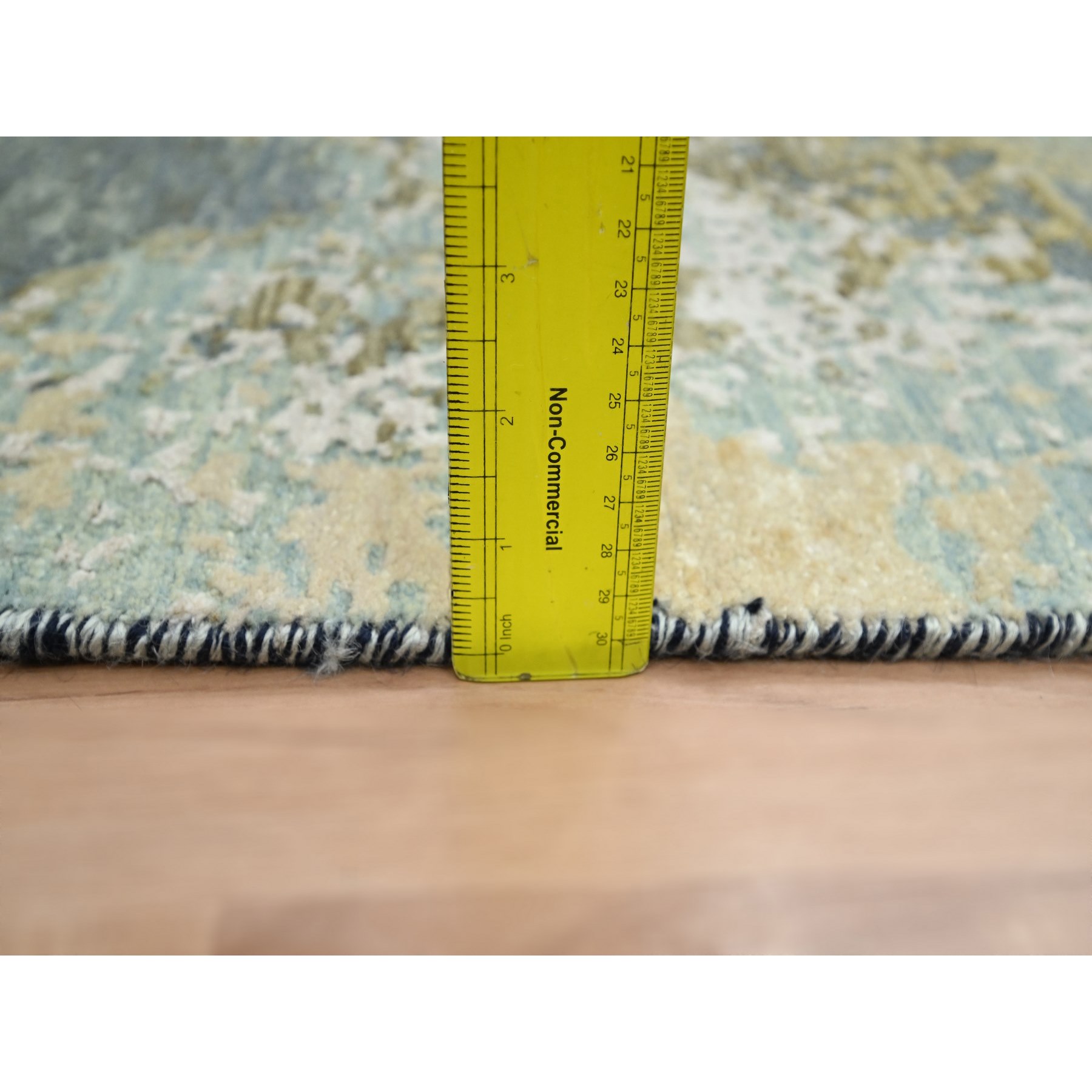 Modern-and-Contemporary-Hand-Knotted-Rug-415880