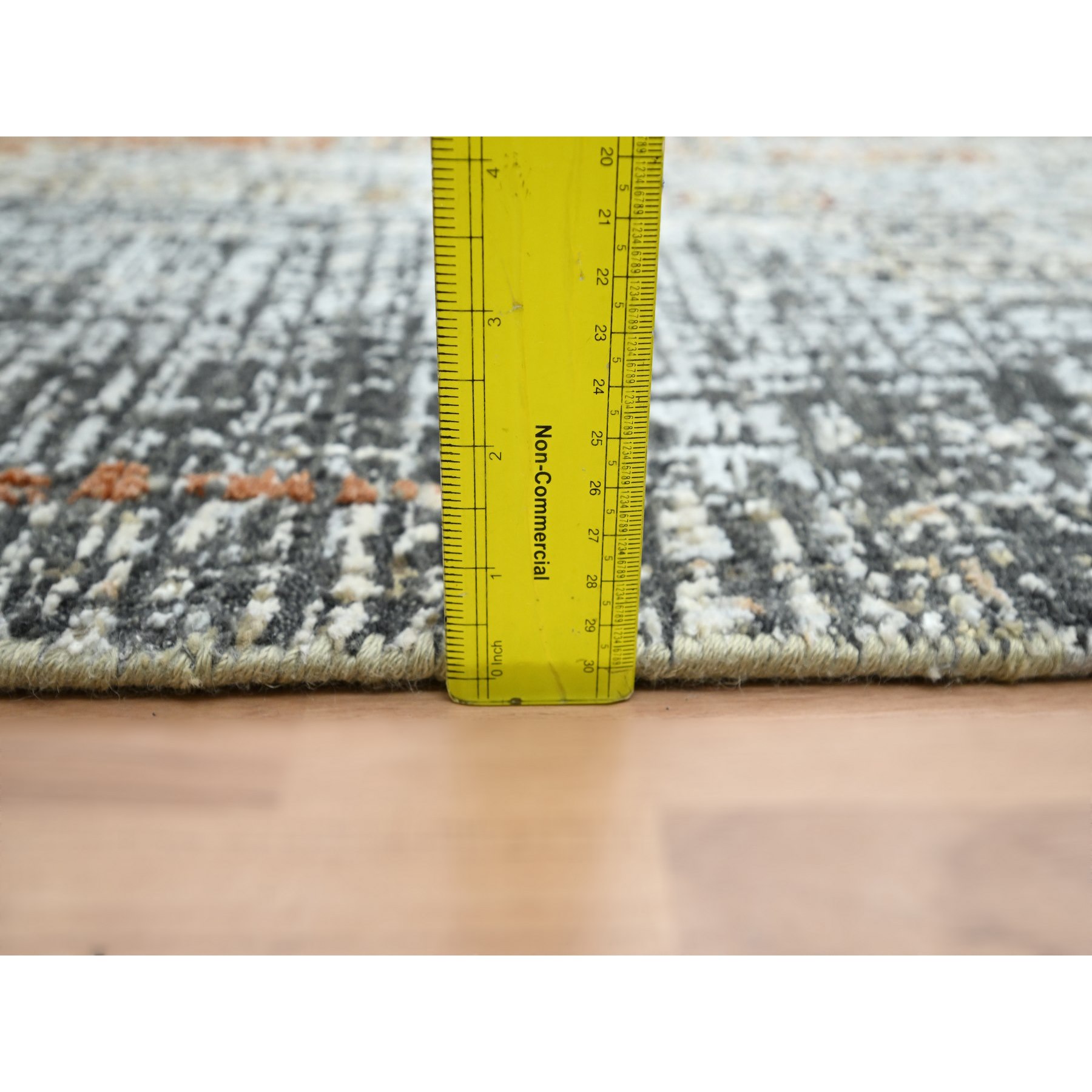 Modern-and-Contemporary-Hand-Knotted-Rug-415895
