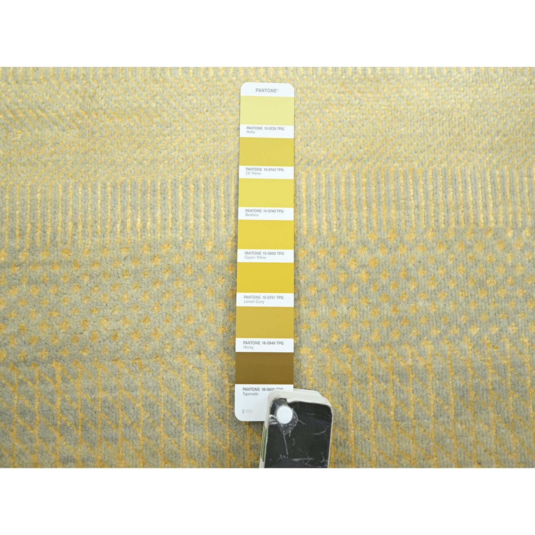 Modern-and-Contemporary-Hand-Knotted-Rug-416060