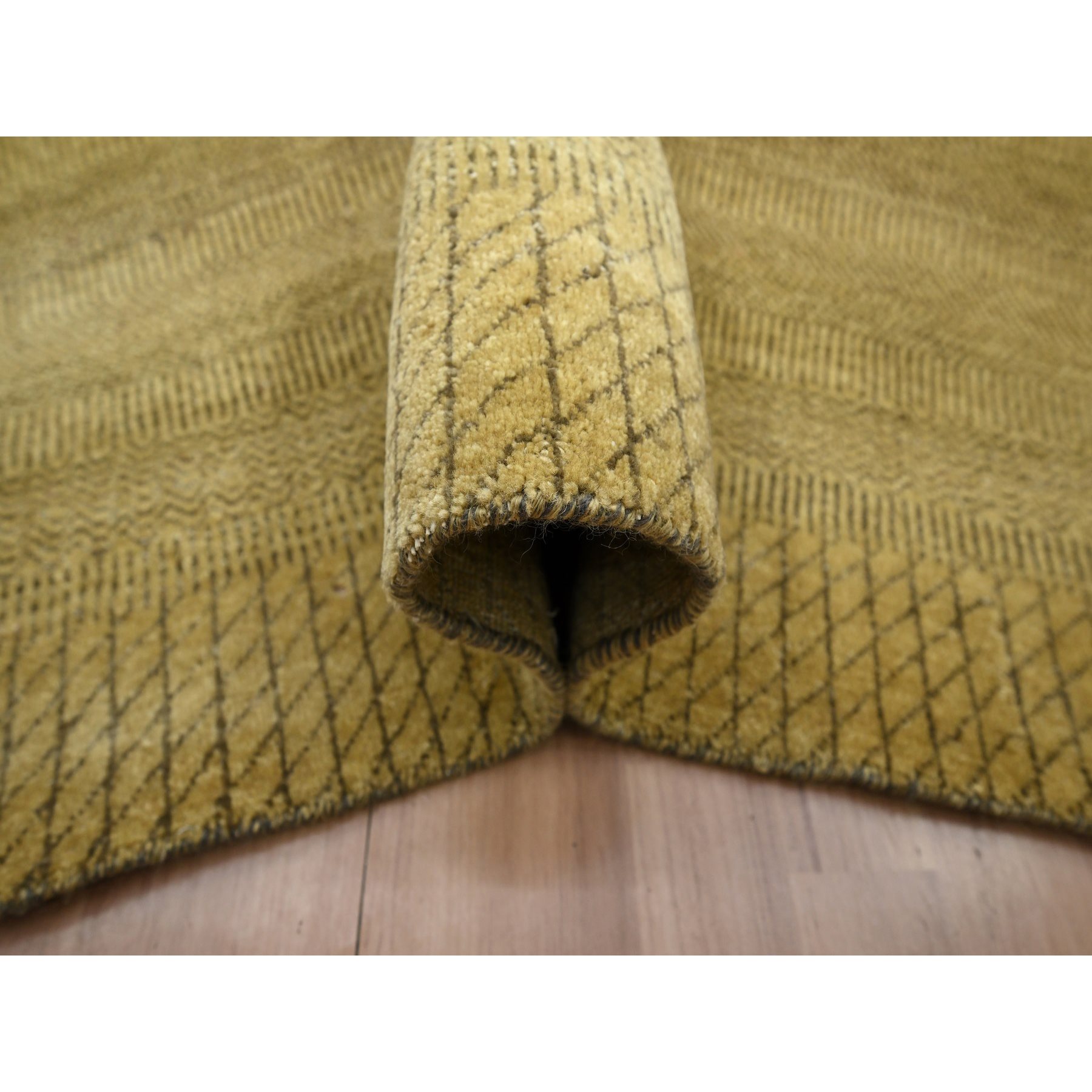 Modern-and-Contemporary-Hand-Knotted-Rug-416065
