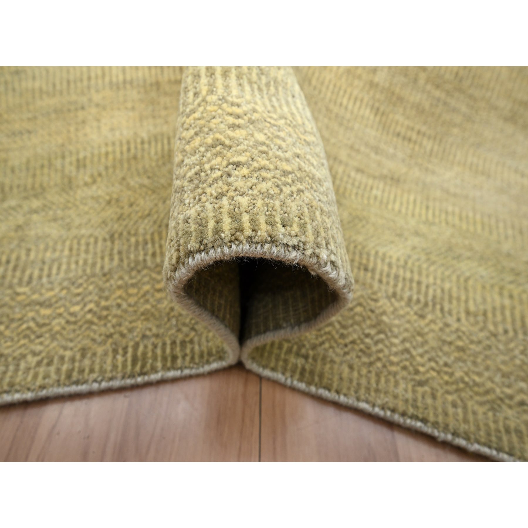 Modern-and-Contemporary-Hand-Knotted-Rug-416070