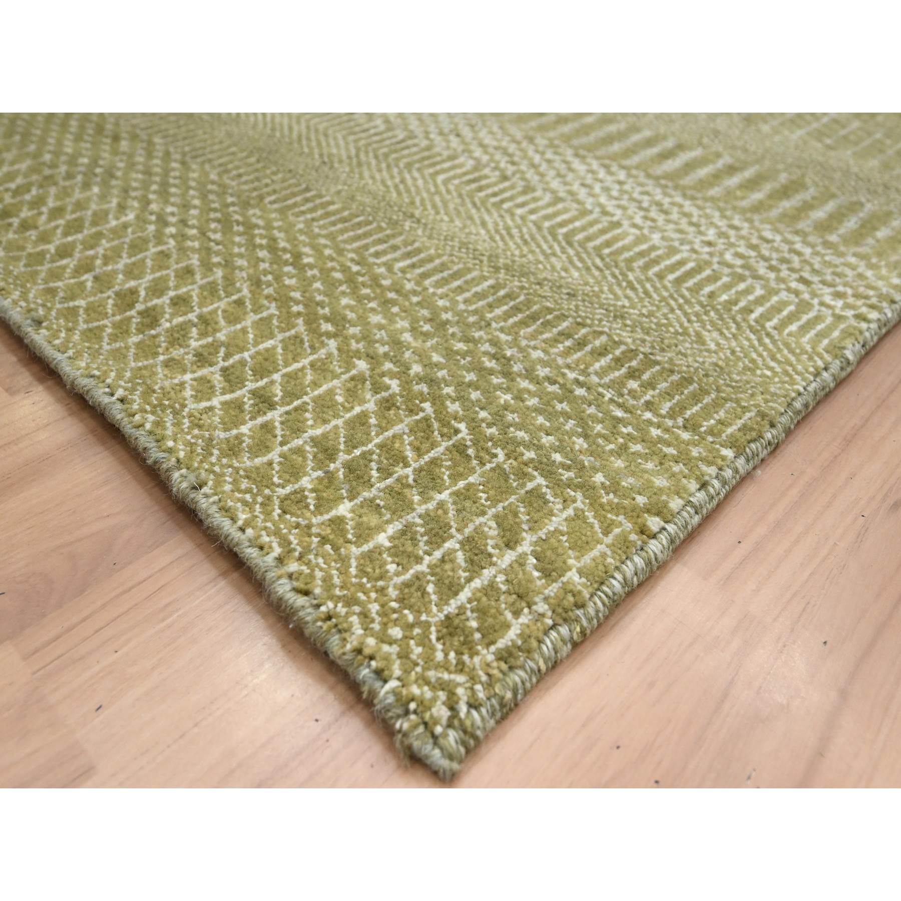 Modern-and-Contemporary-Hand-Knotted-Rug-416075