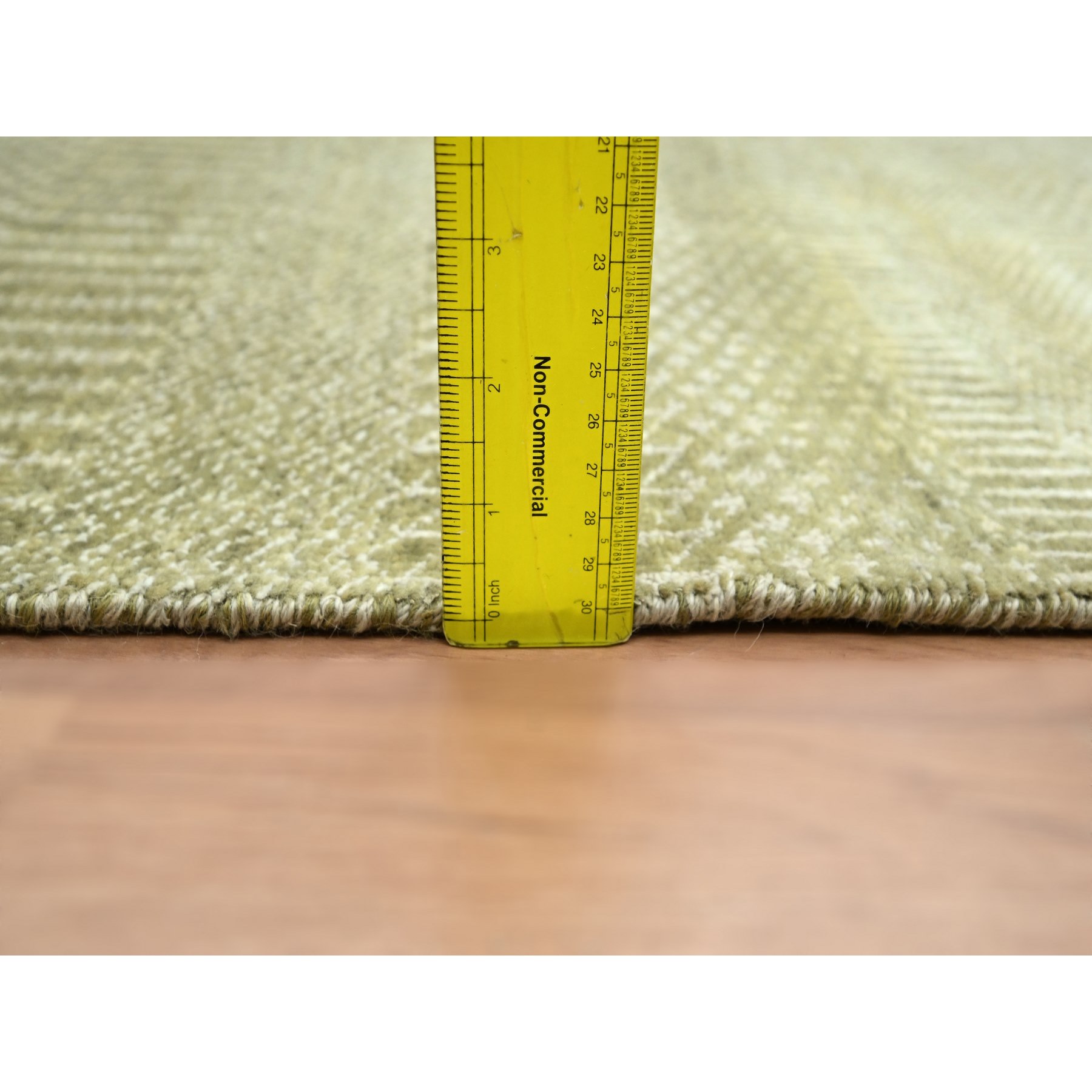 Modern-and-Contemporary-Hand-Knotted-Rug-416080