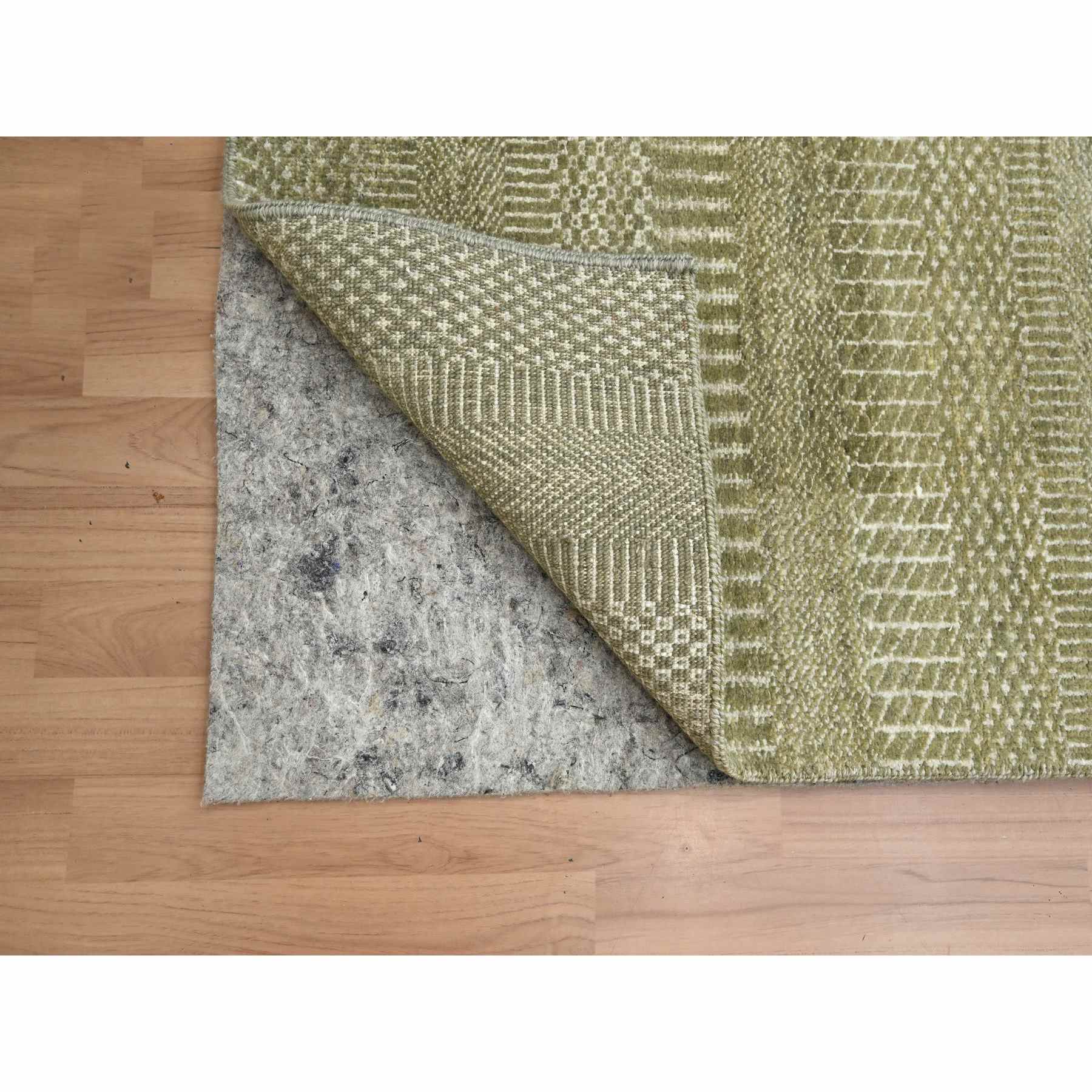 Modern-and-Contemporary-Hand-Knotted-Rug-416100