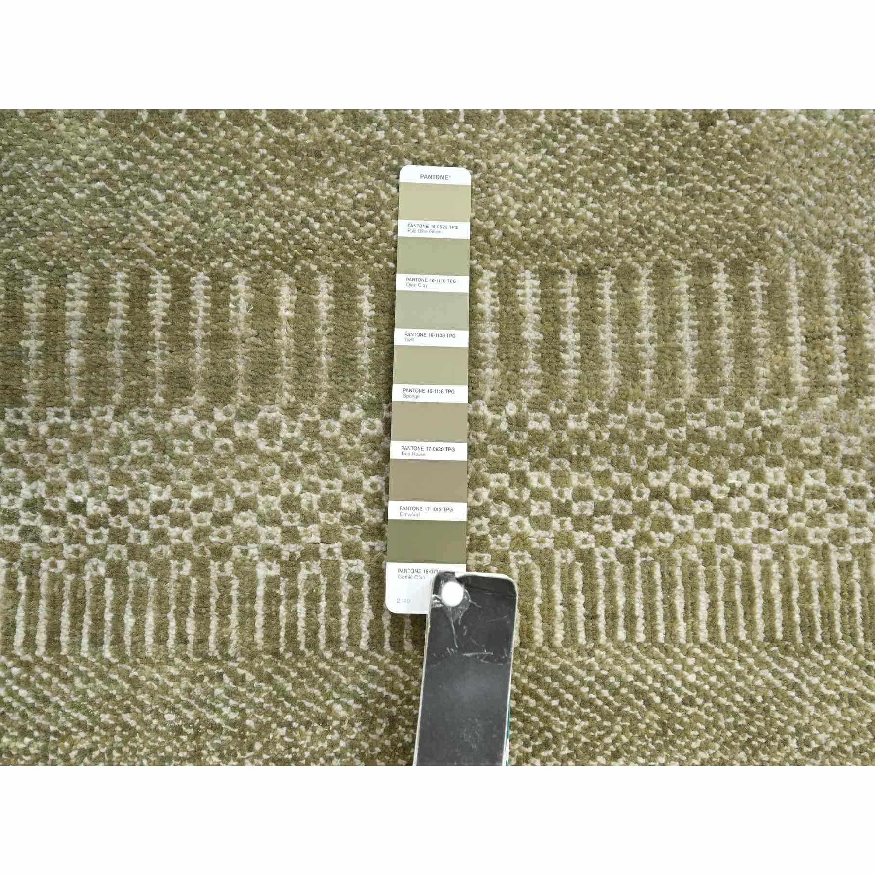 Modern-and-Contemporary-Hand-Knotted-Rug-416100