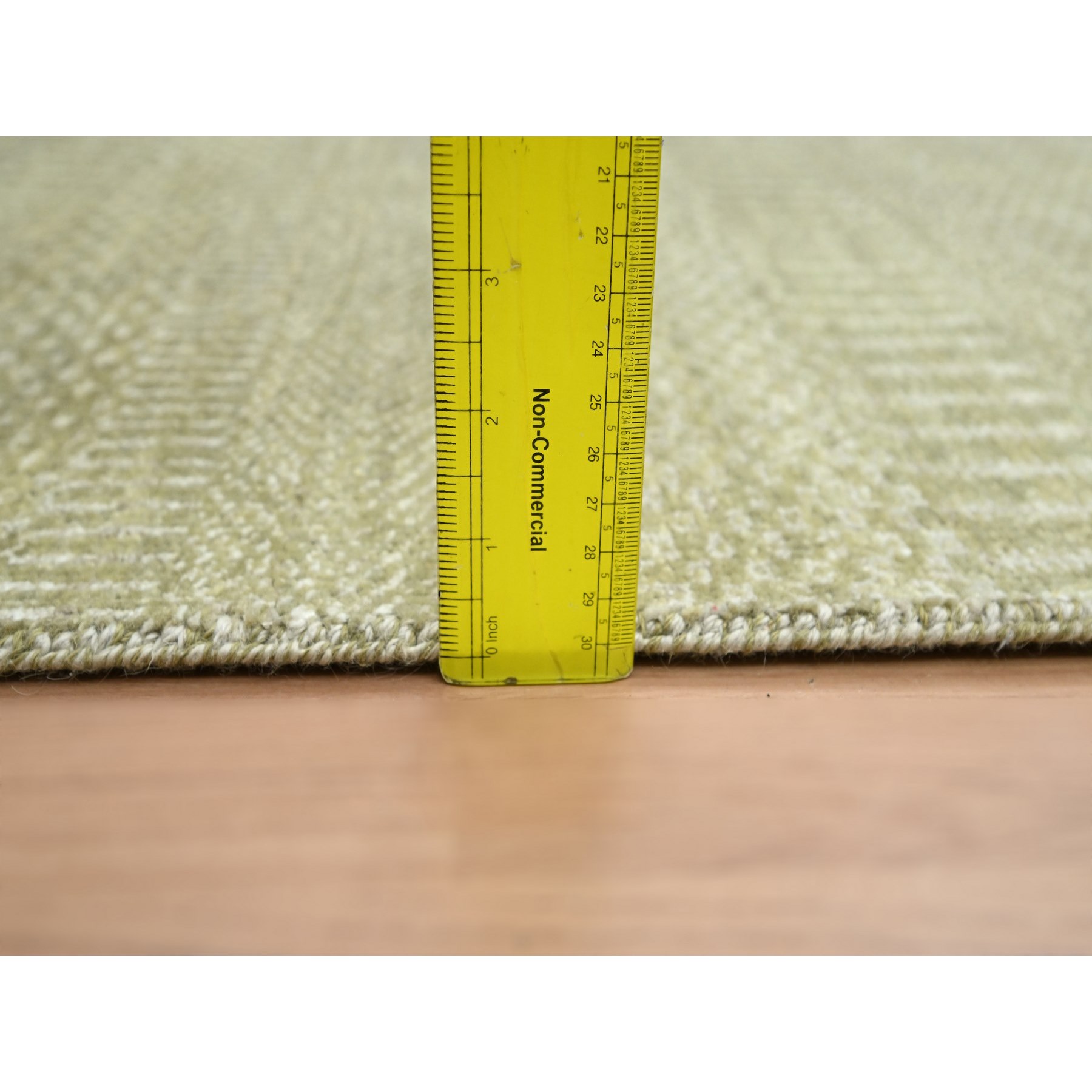 Modern-and-Contemporary-Hand-Knotted-Rug-416100