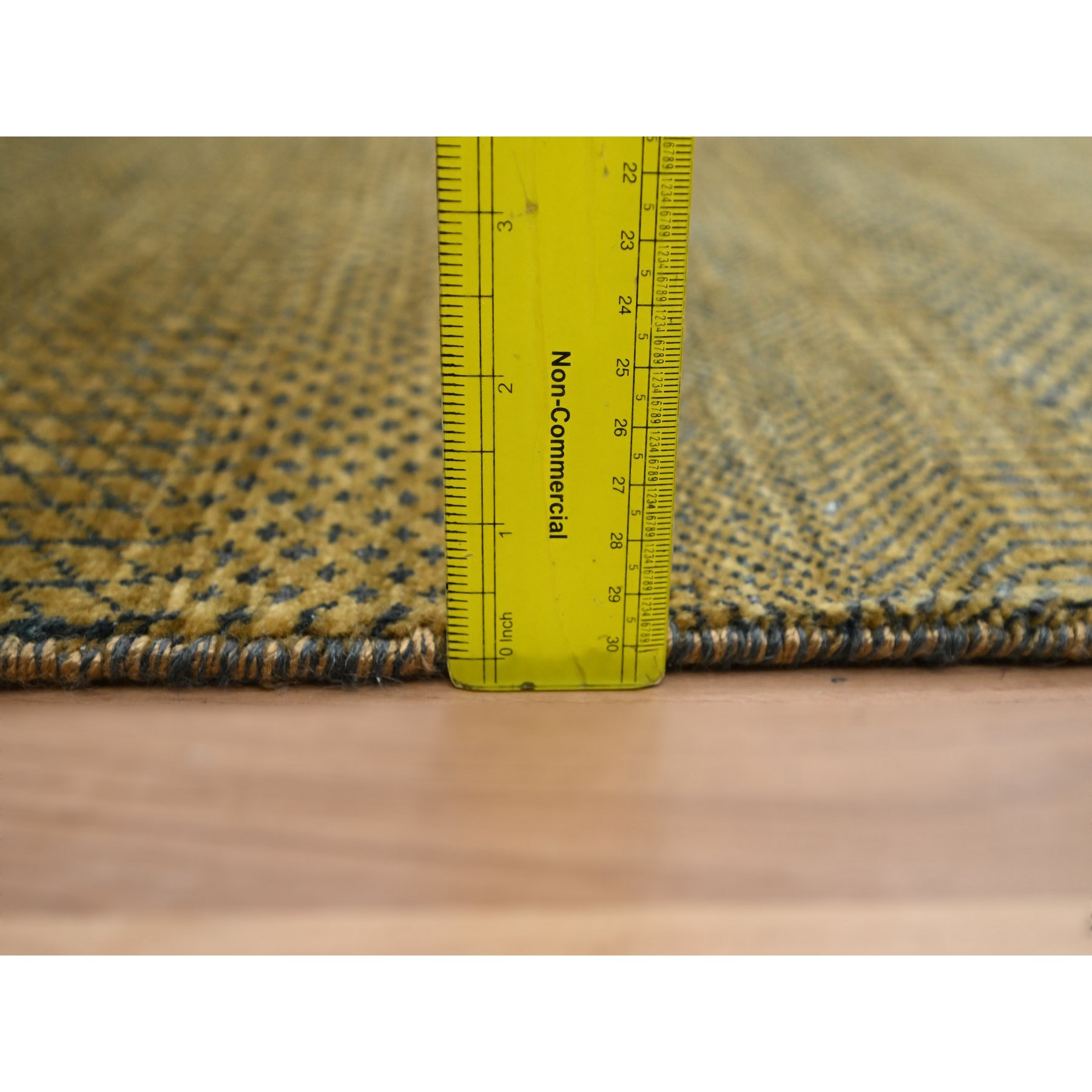 Modern-and-Contemporary-Hand-Knotted-Rug-416120