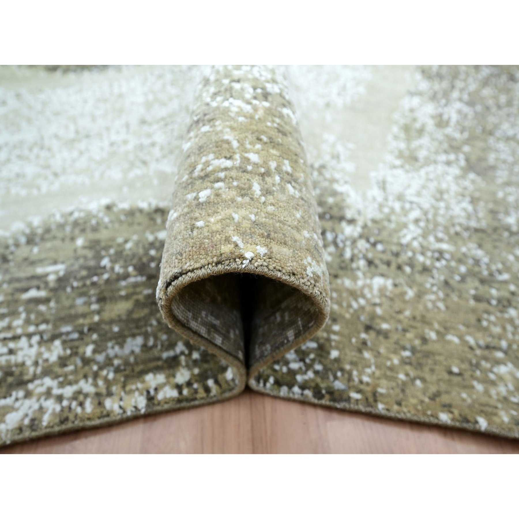 Modern-and-Contemporary-Hand-Knotted-Rug-416275