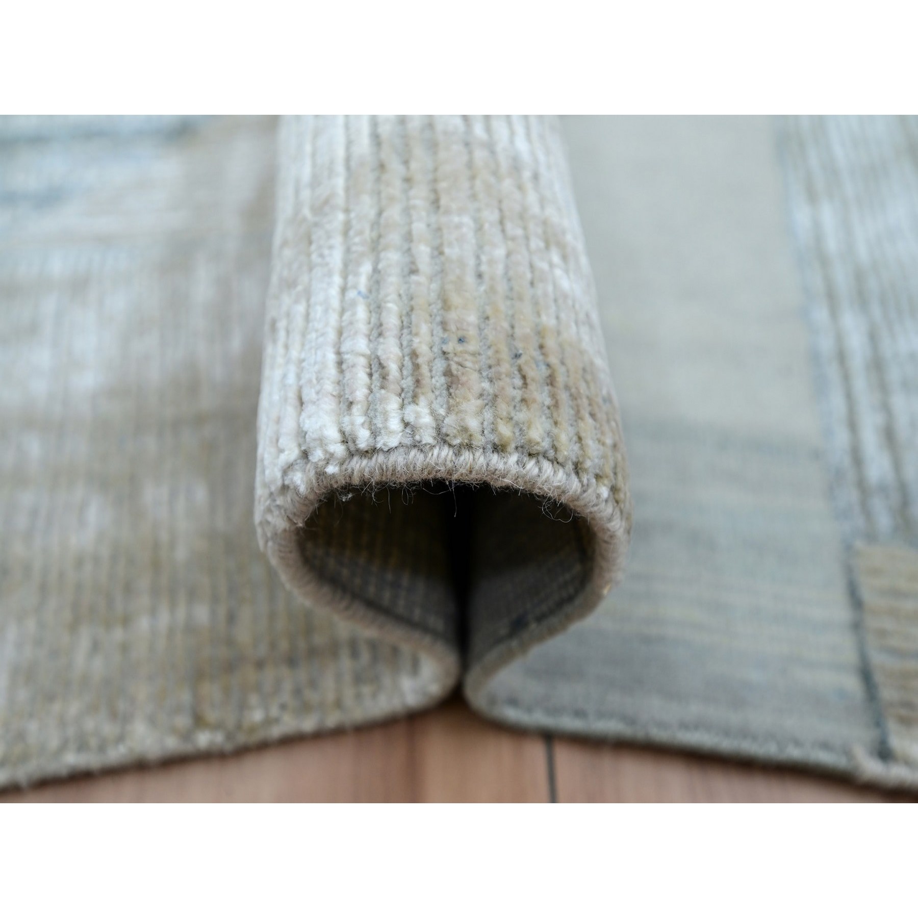 Modern-and-Contemporary-Hand-Knotted-Rug-416375