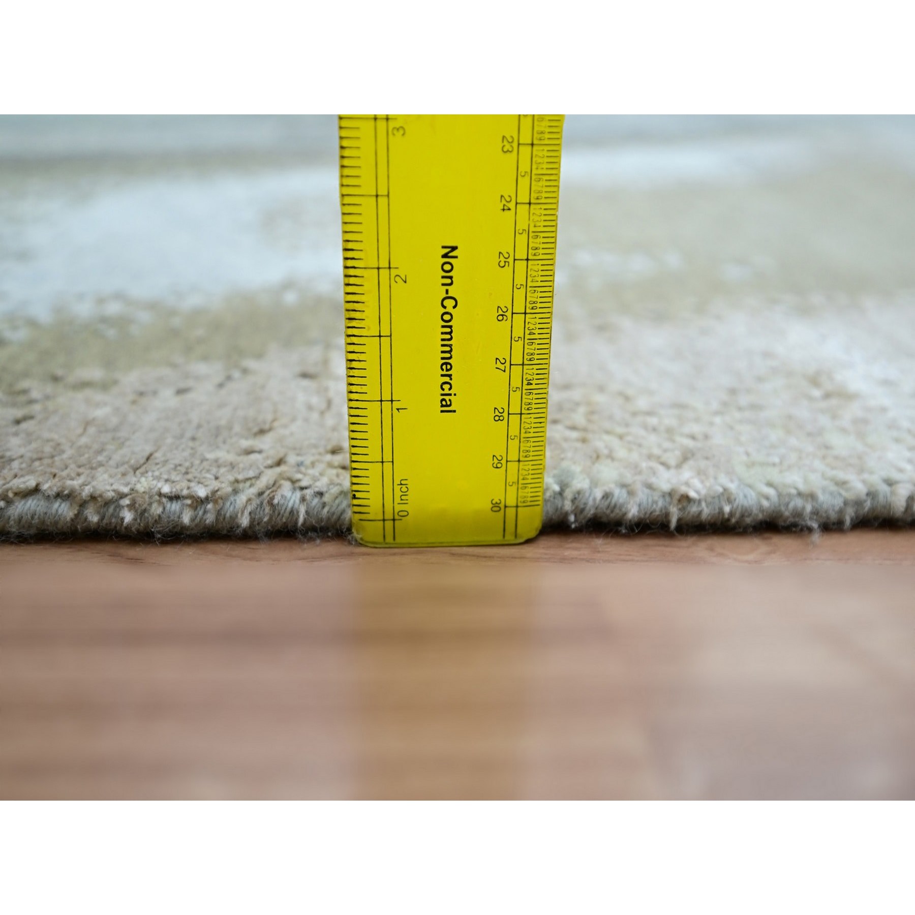 Modern-and-Contemporary-Hand-Knotted-Rug-416380
