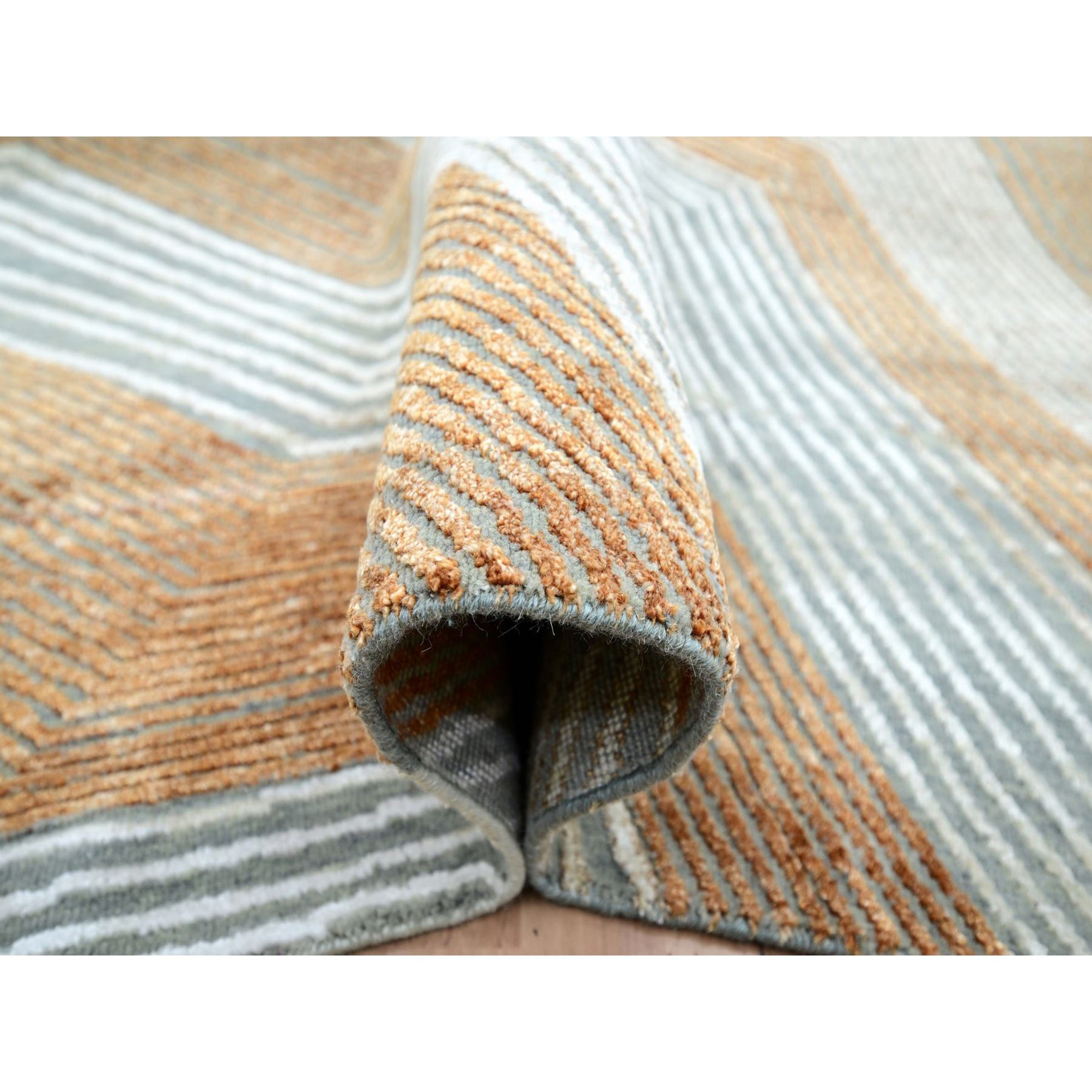 Modern-and-Contemporary-Hand-Knotted-Rug-416390