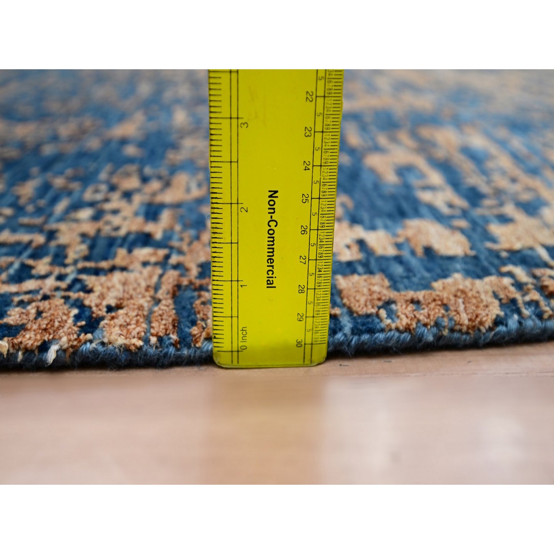 Modern-and-Contemporary-Hand-Knotted-Rug-416420