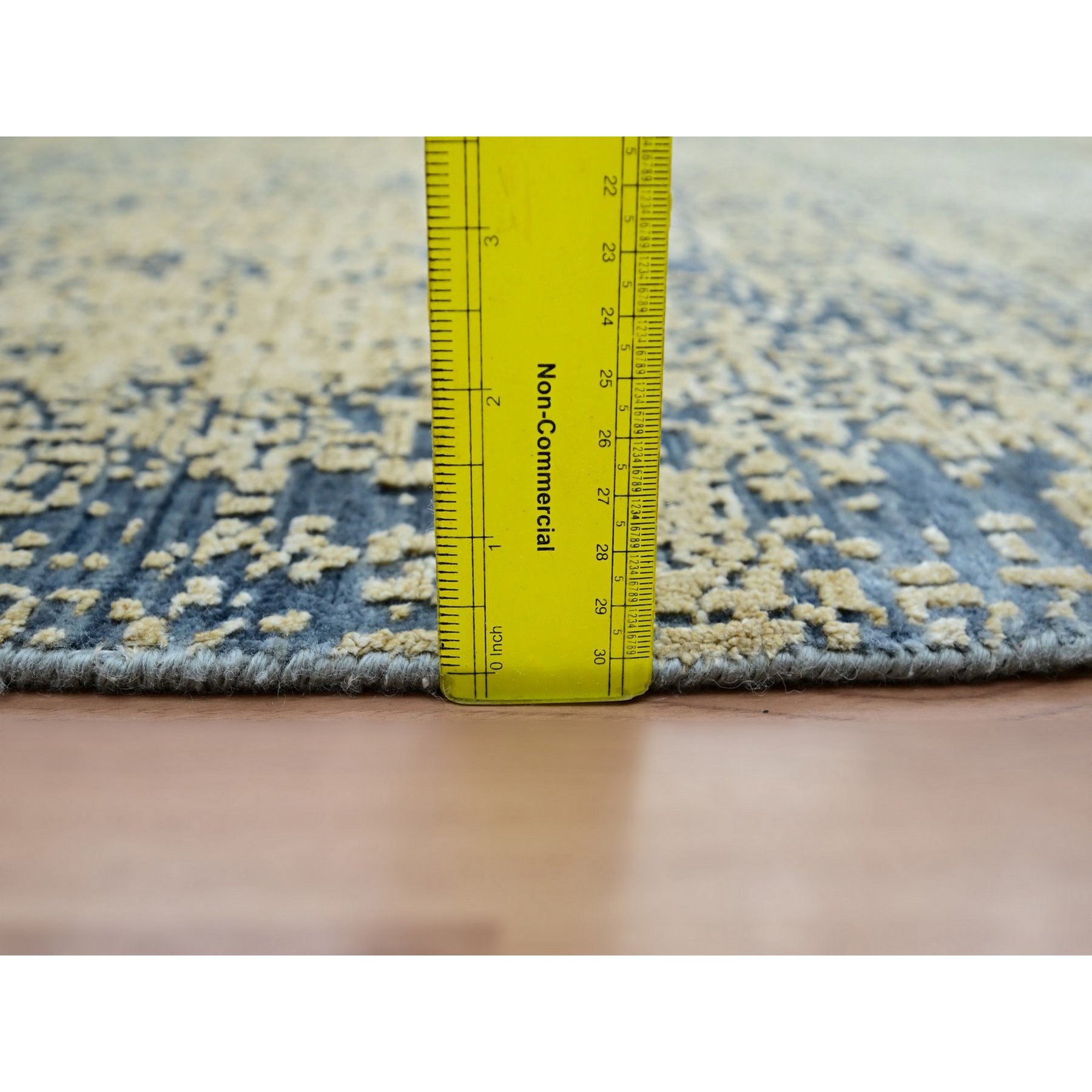 Modern-and-Contemporary-Hand-Knotted-Rug-416435