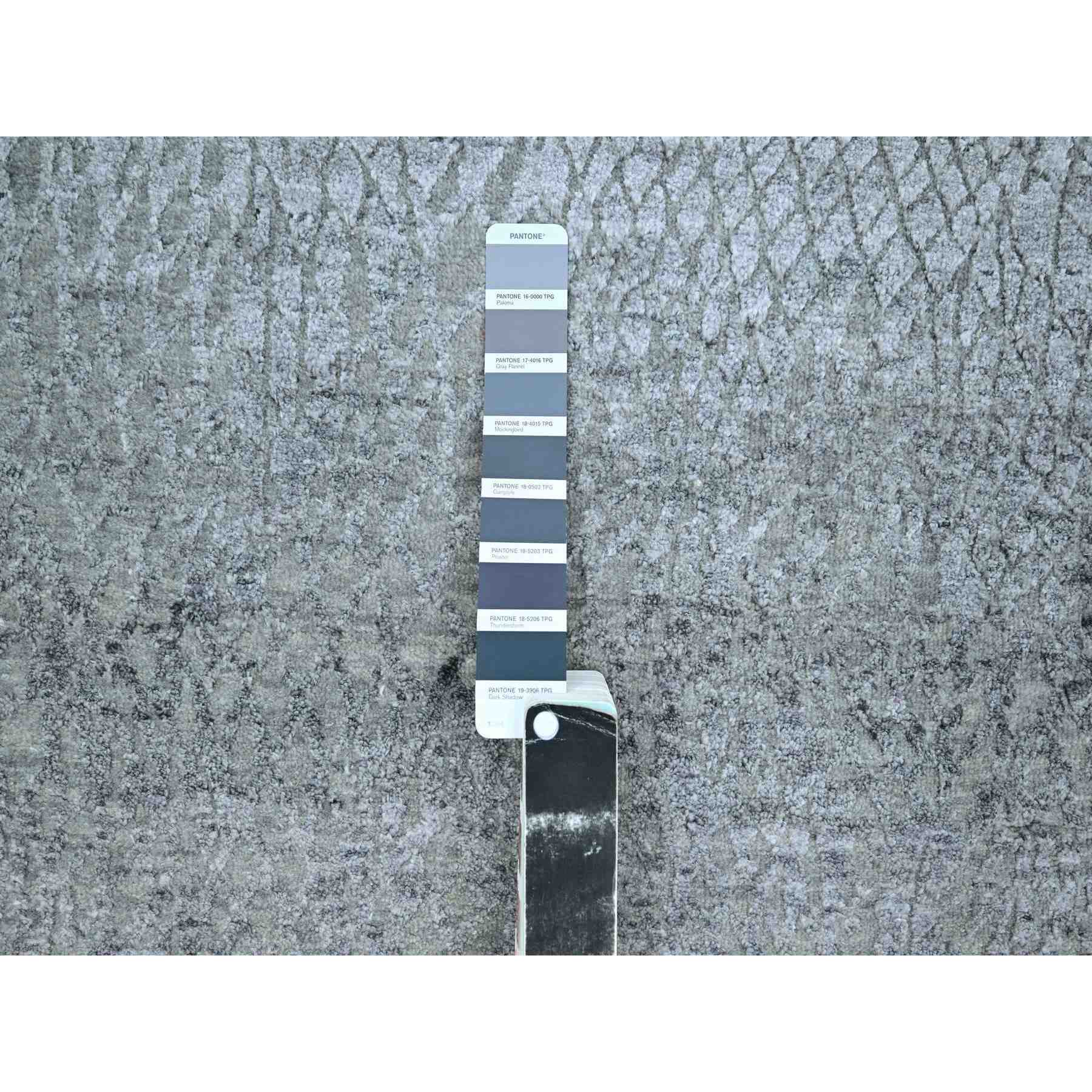 Modern-and-Contemporary-Hand-Knotted-Rug-416670