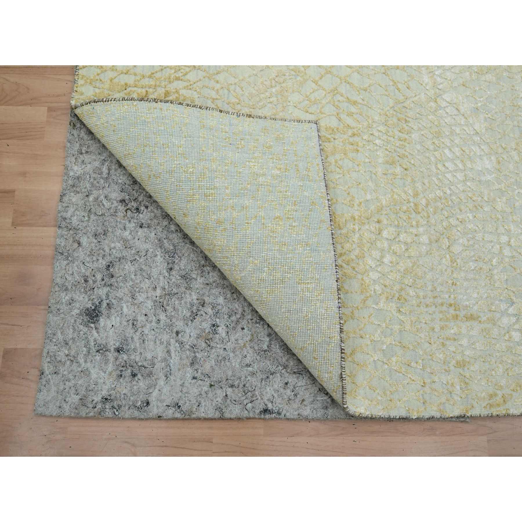 Modern-and-Contemporary-Hand-Knotted-Rug-416675