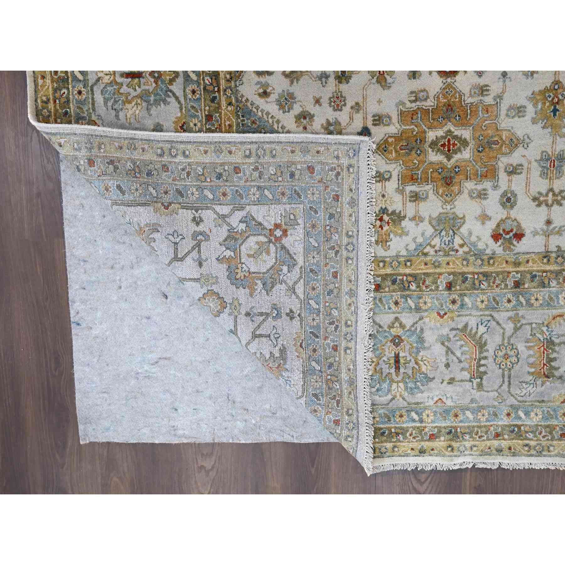 Heriz-Hand-Knotted-Rug-420585