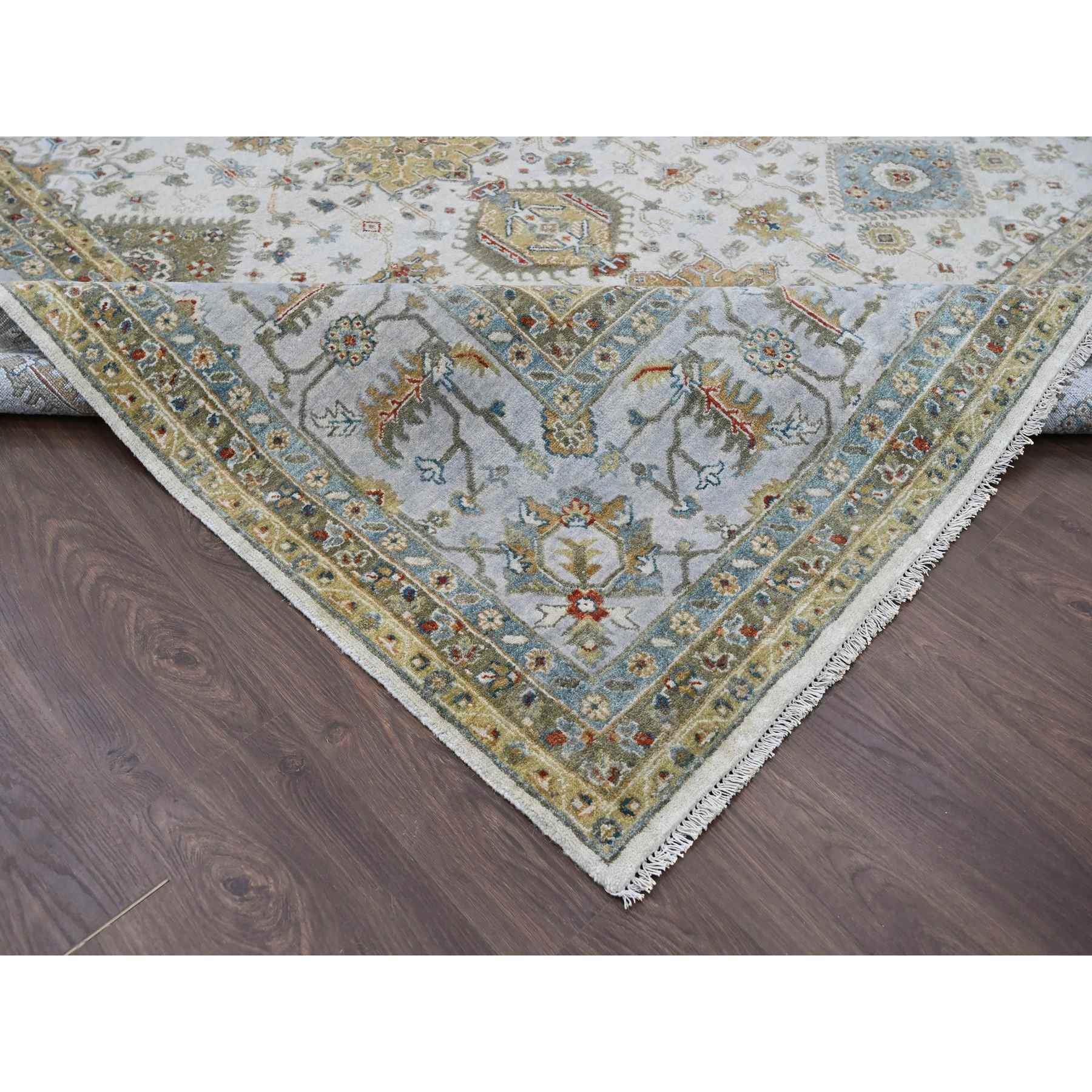 Heriz-Hand-Knotted-Rug-420585