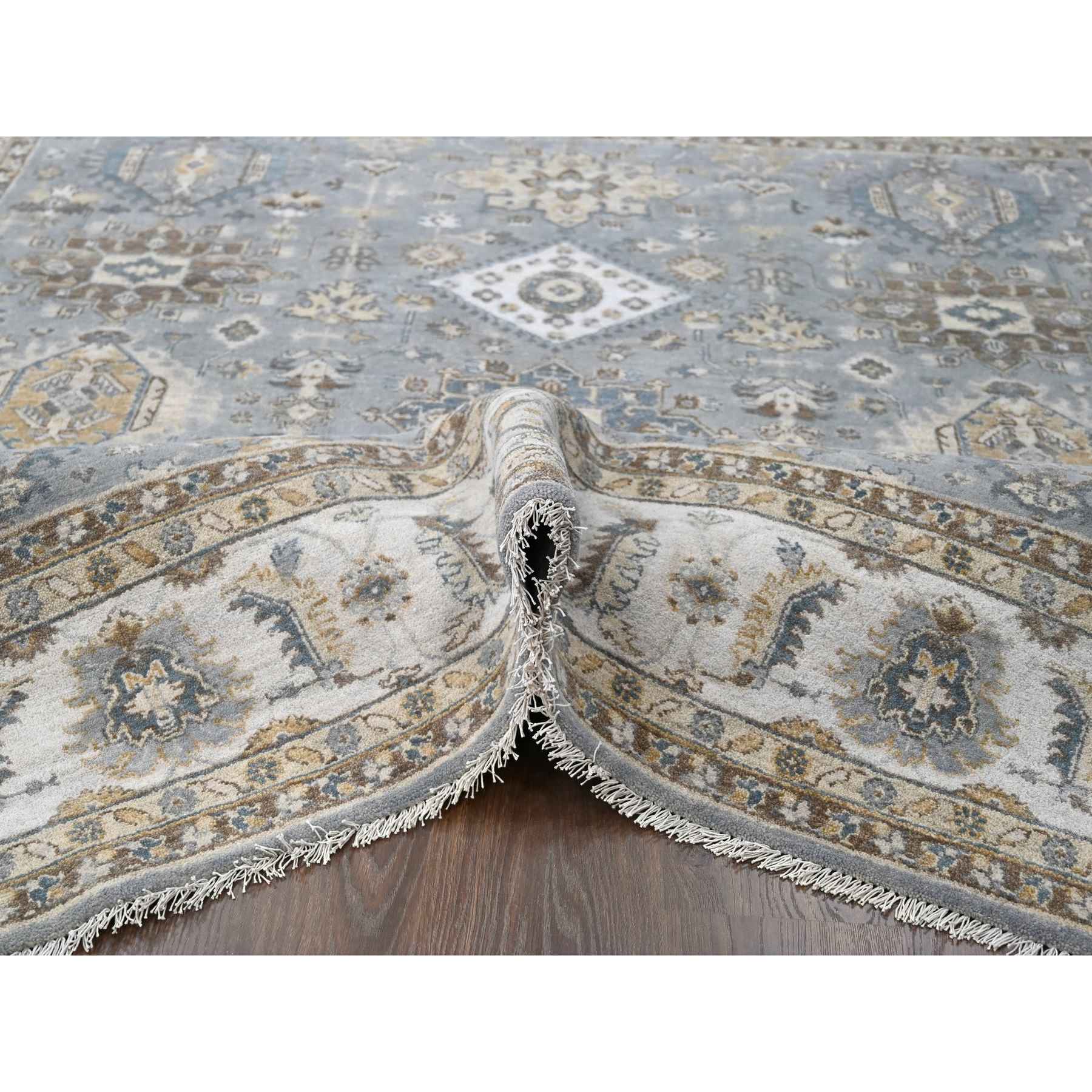 Heriz-Hand-Knotted-Rug-421025