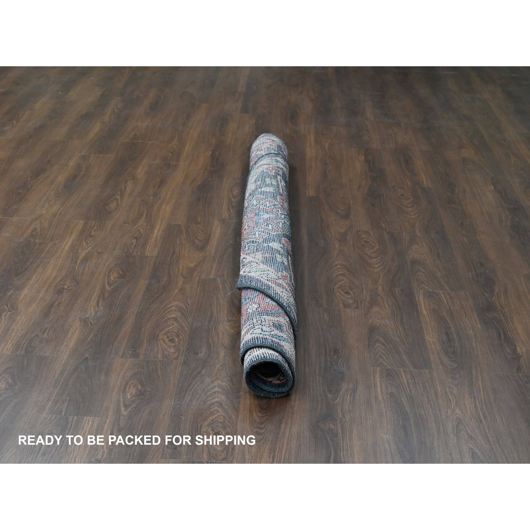 Heriz-Hand-Knotted-Rug-421595