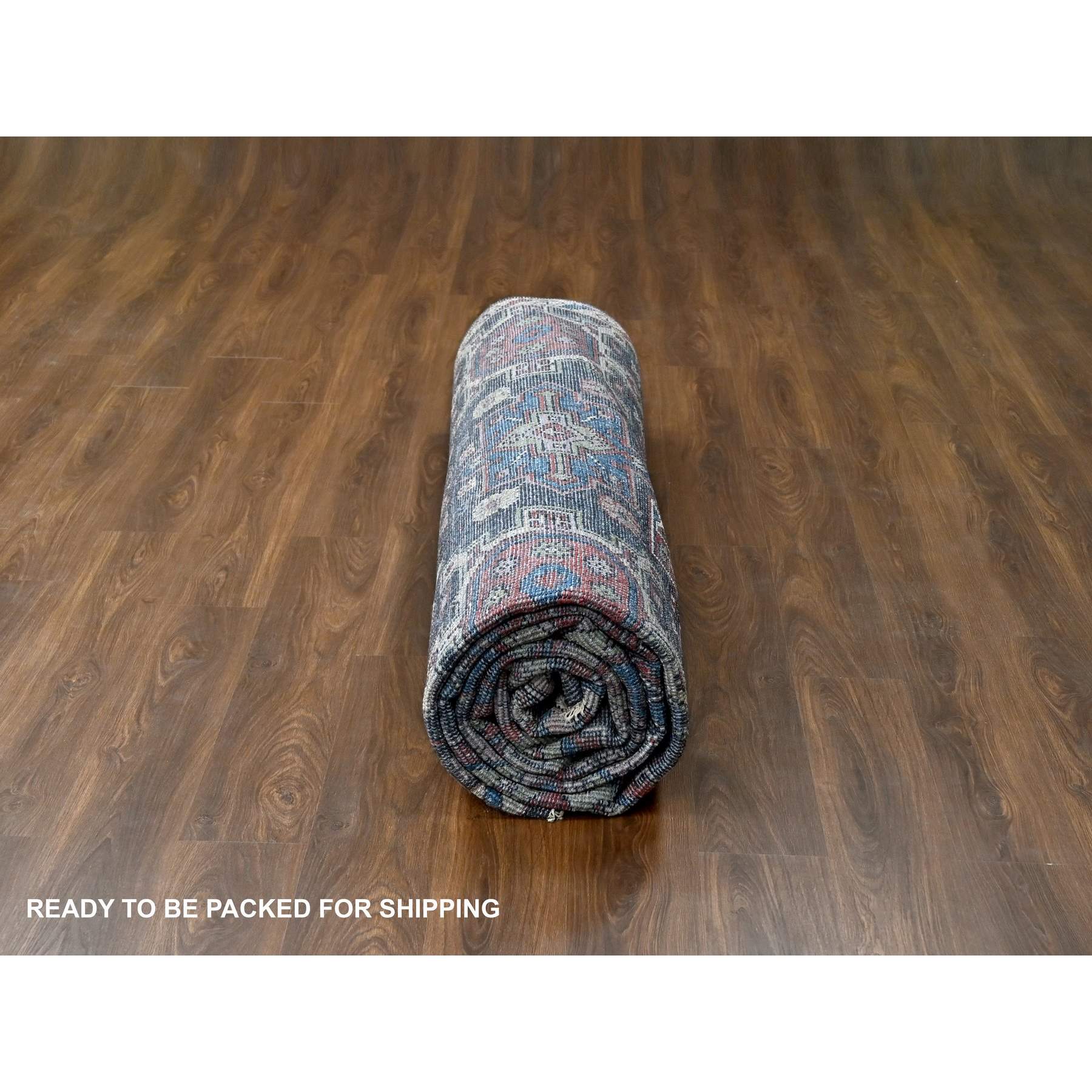 Heriz-Hand-Knotted-Rug-421935