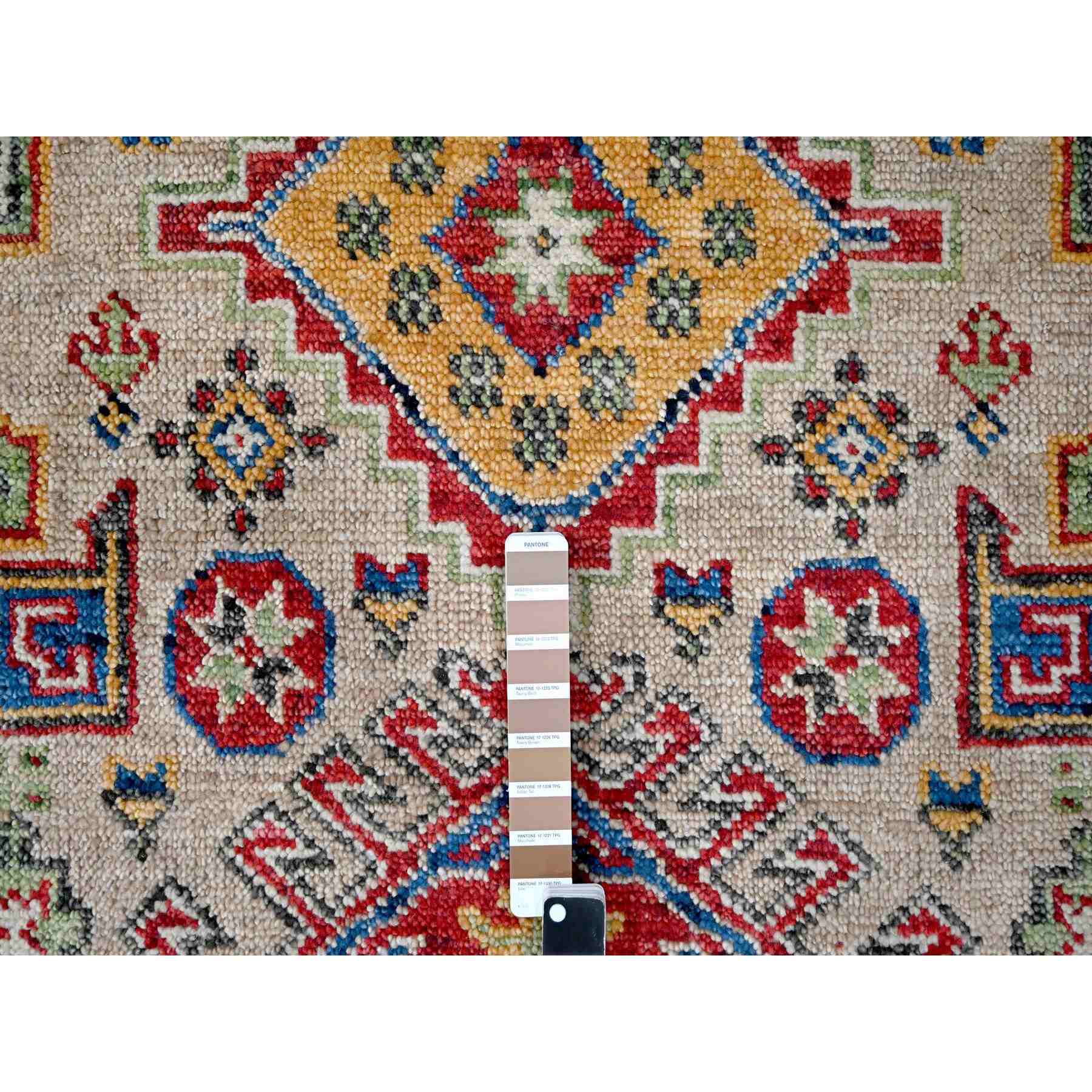 Heriz-Hand-Knotted-Rug-421945