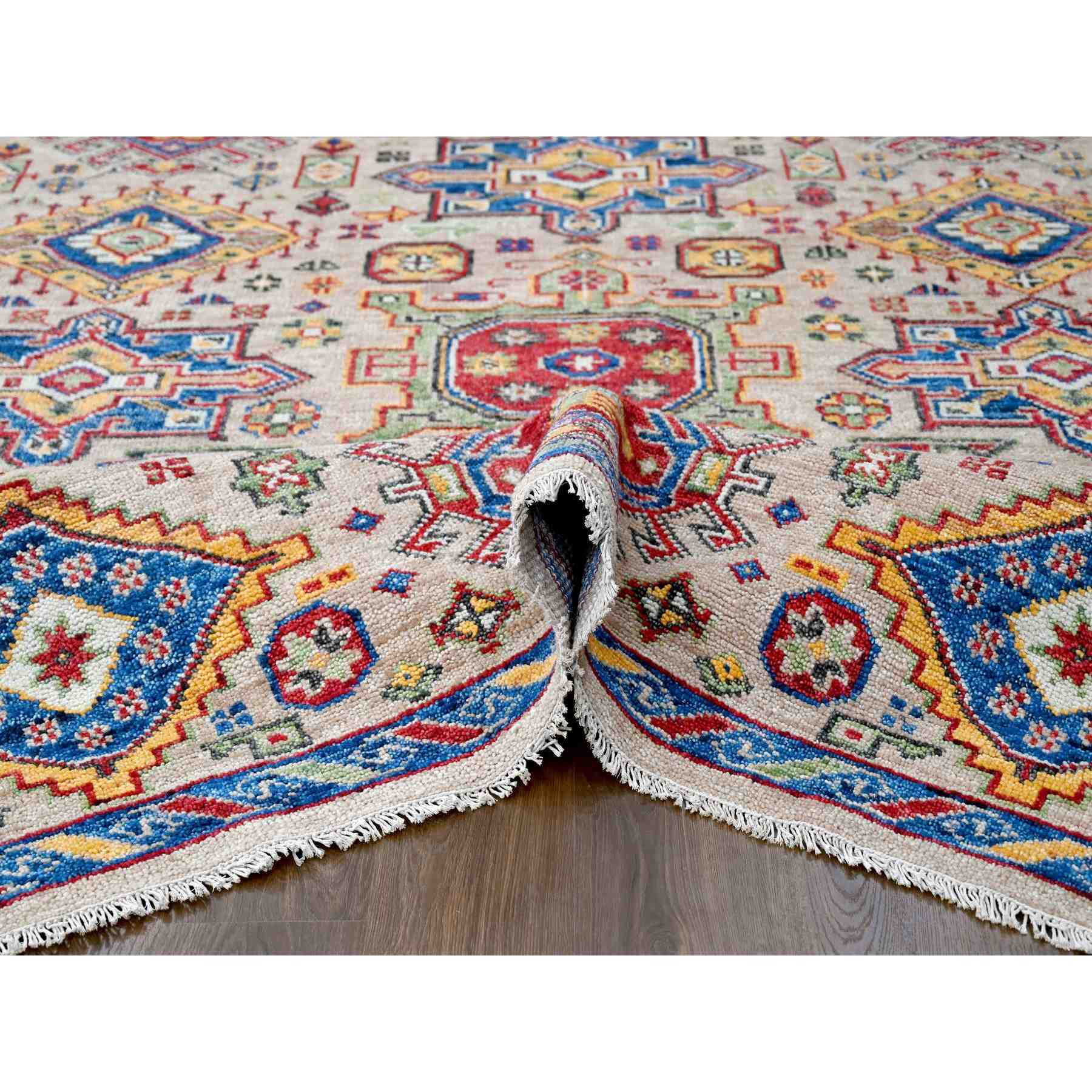 Heriz-Hand-Knotted-Rug-421995