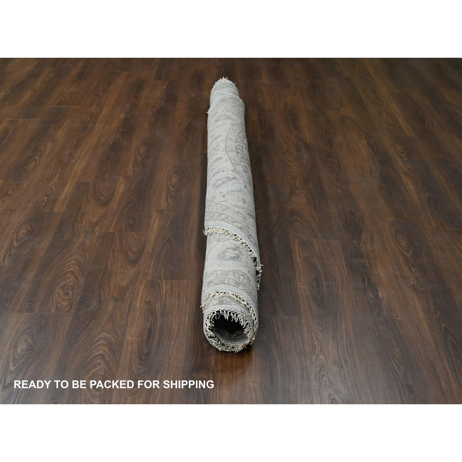 Heriz-Hand-Knotted-Rug-422075
