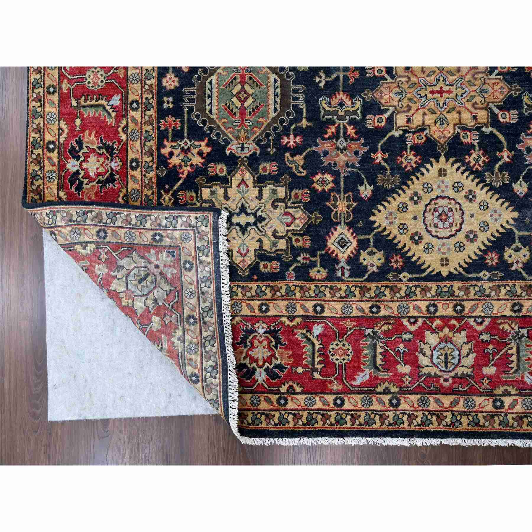 Heriz-Hand-Knotted-Rug-422290