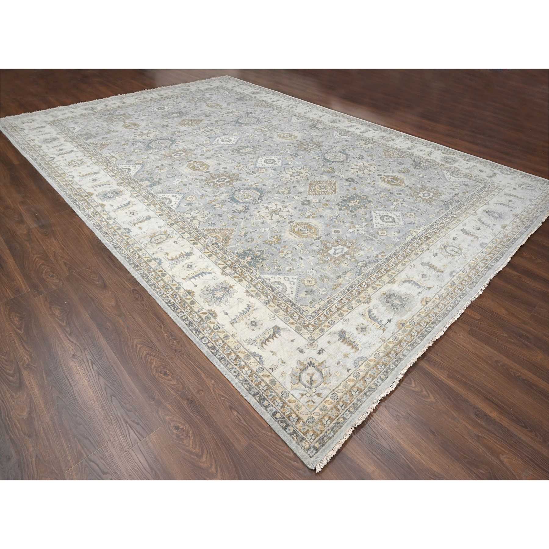 Heriz-Hand-Knotted-Rug-422295