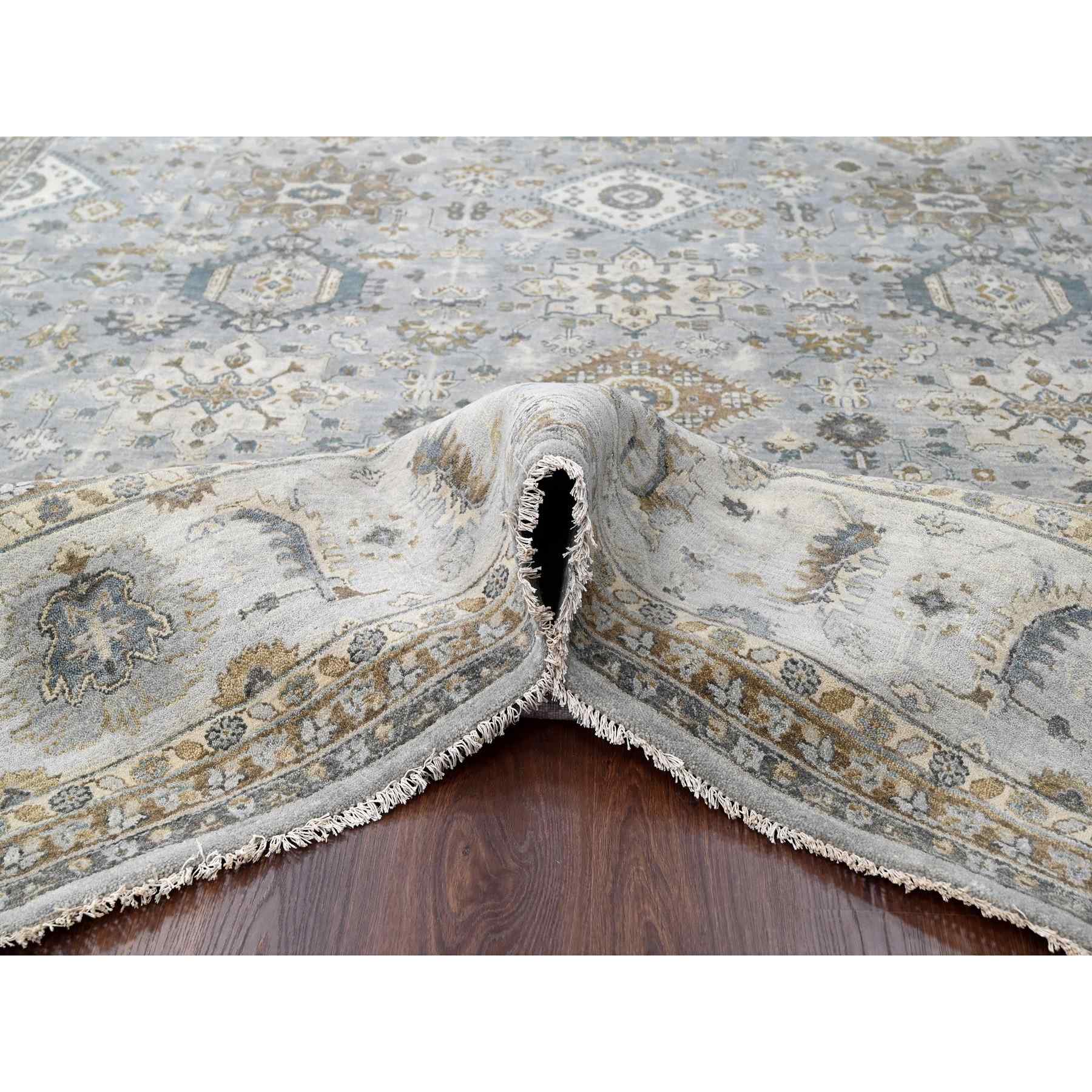 Heriz-Hand-Knotted-Rug-422295