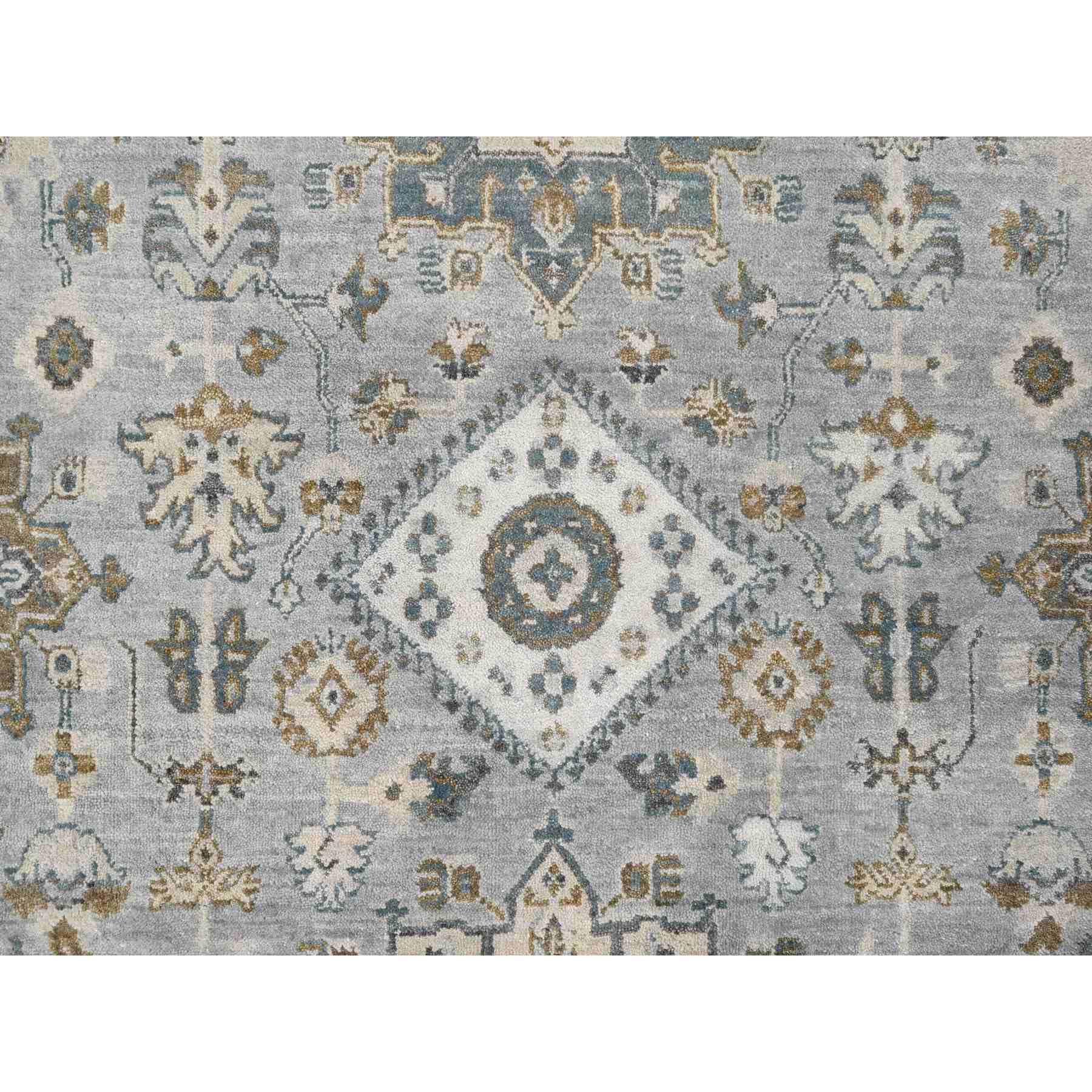 Heriz-Hand-Knotted-Rug-422295